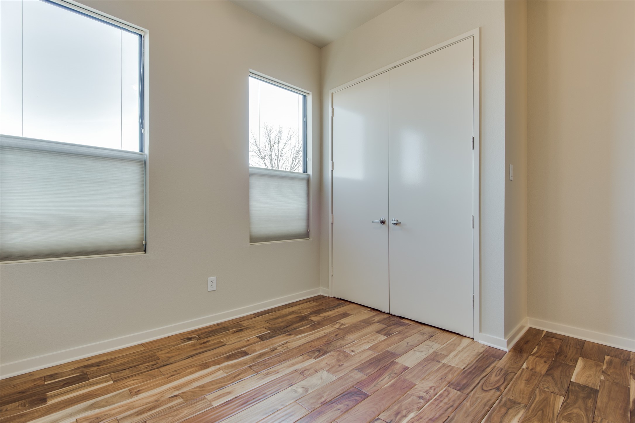 4235 Holland Avenue Dallas TX 75219