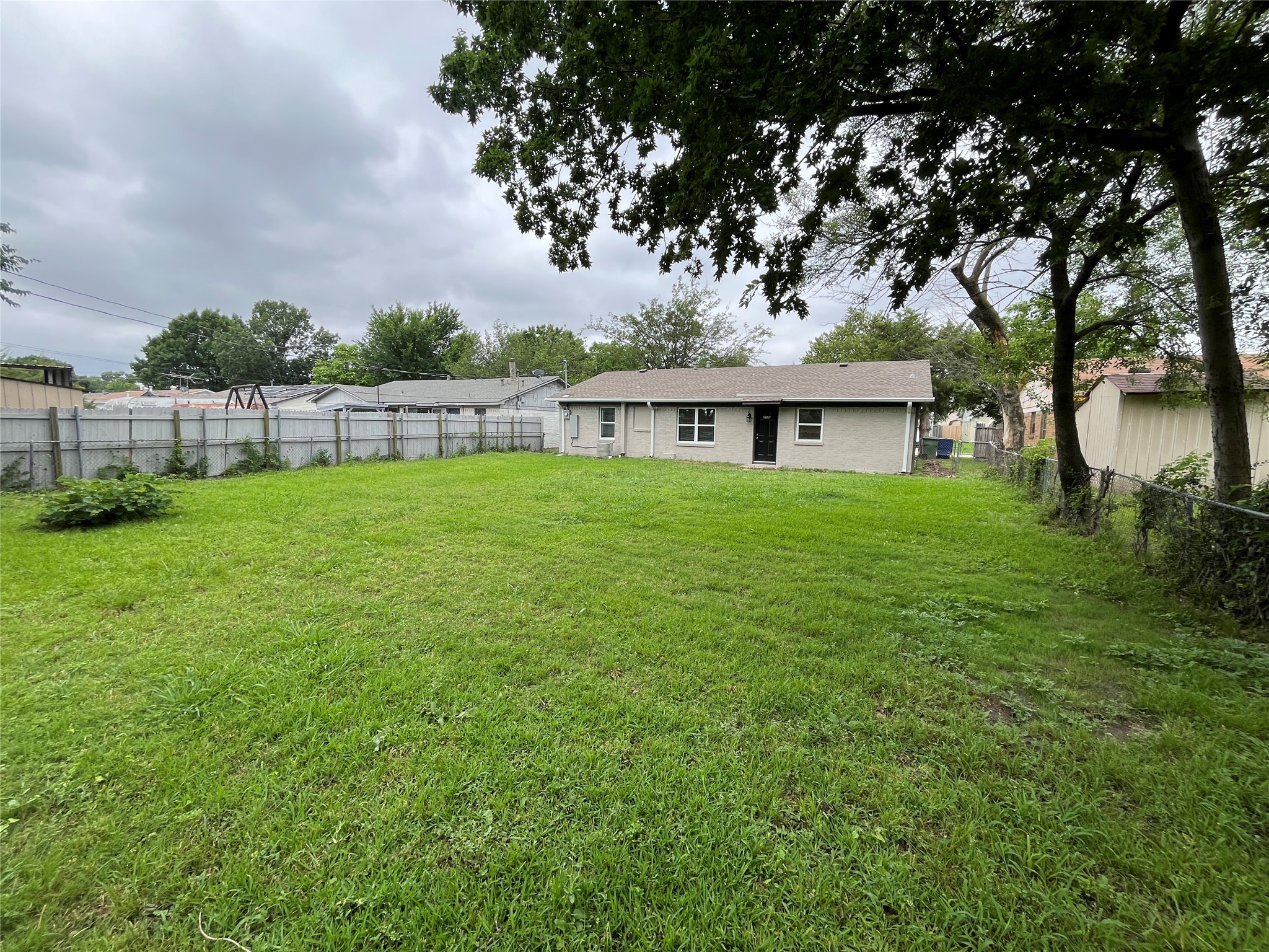 2930 Gardenia Drive Garland TX 75041