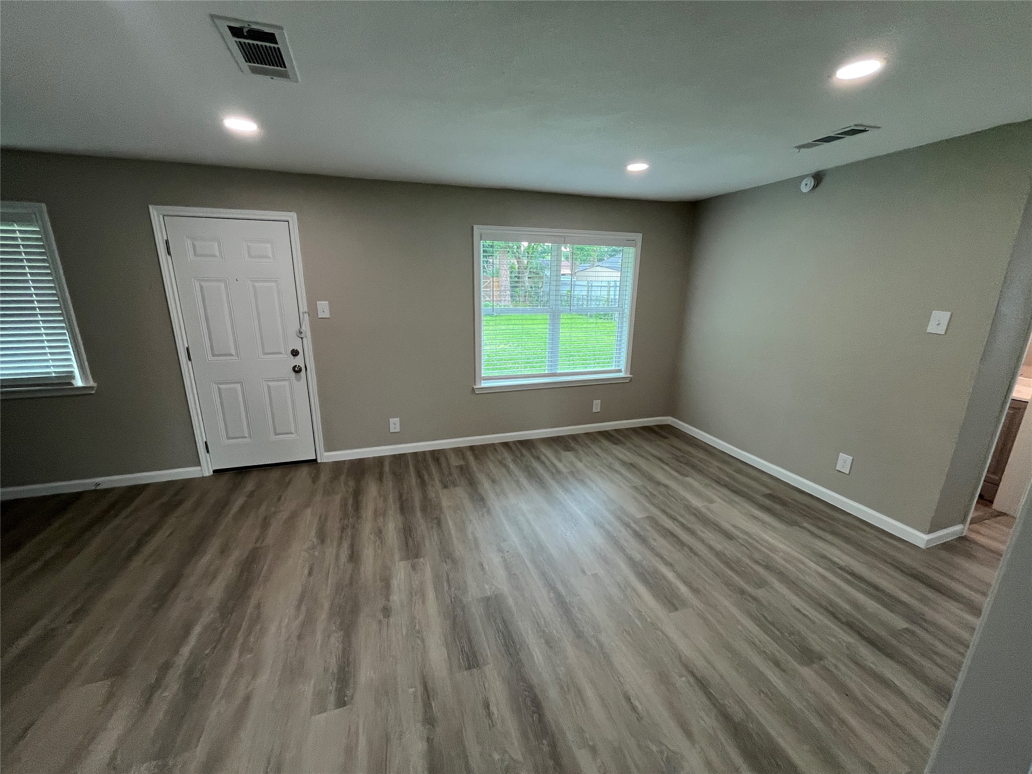 2930 Gardenia Drive Garland TX 75041