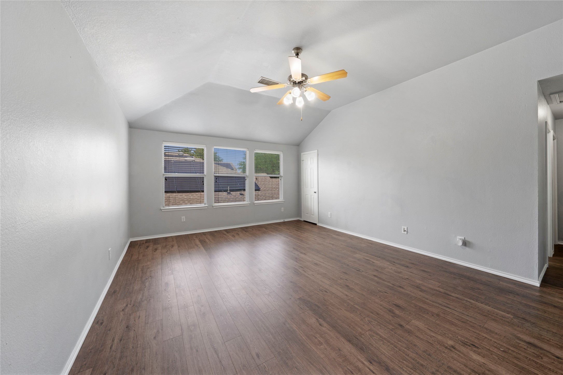 2105 Arthur Street Mckinney TX 75071