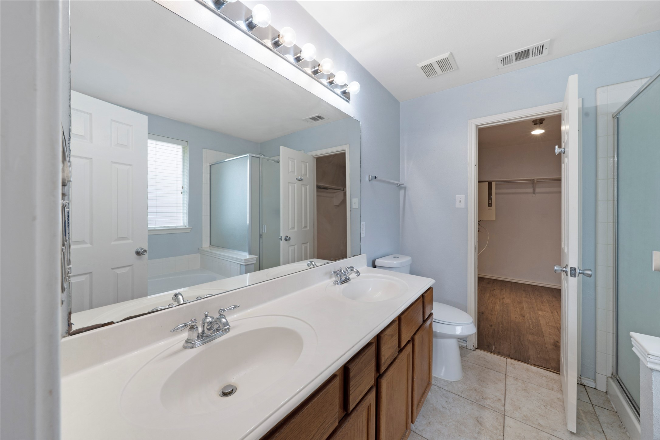 2105 Arthur Street Mckinney TX 75071