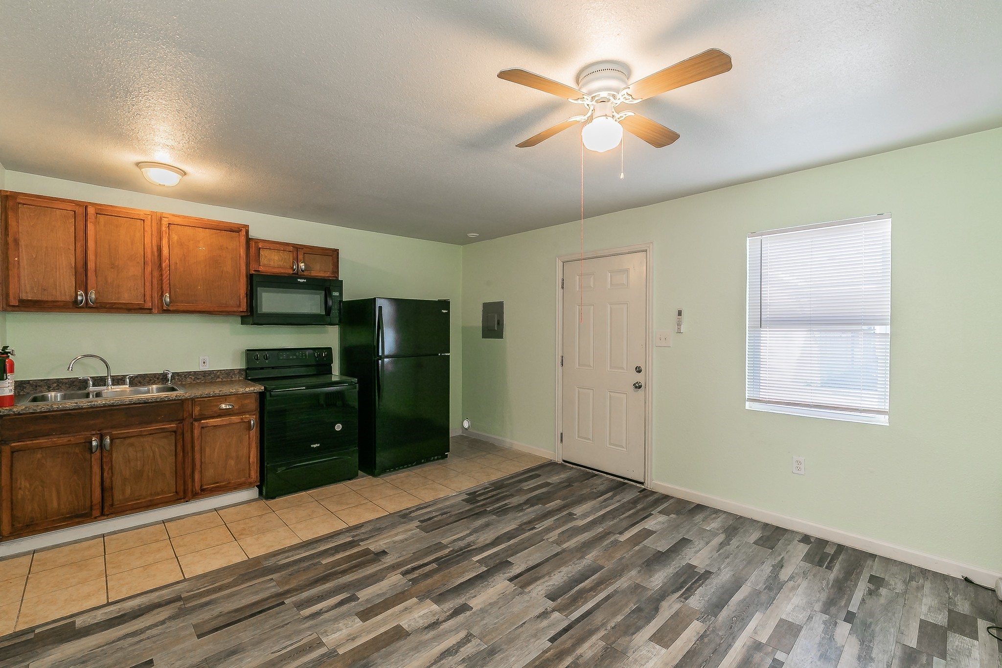 3524 Avenue M Fort Worth TX 76105