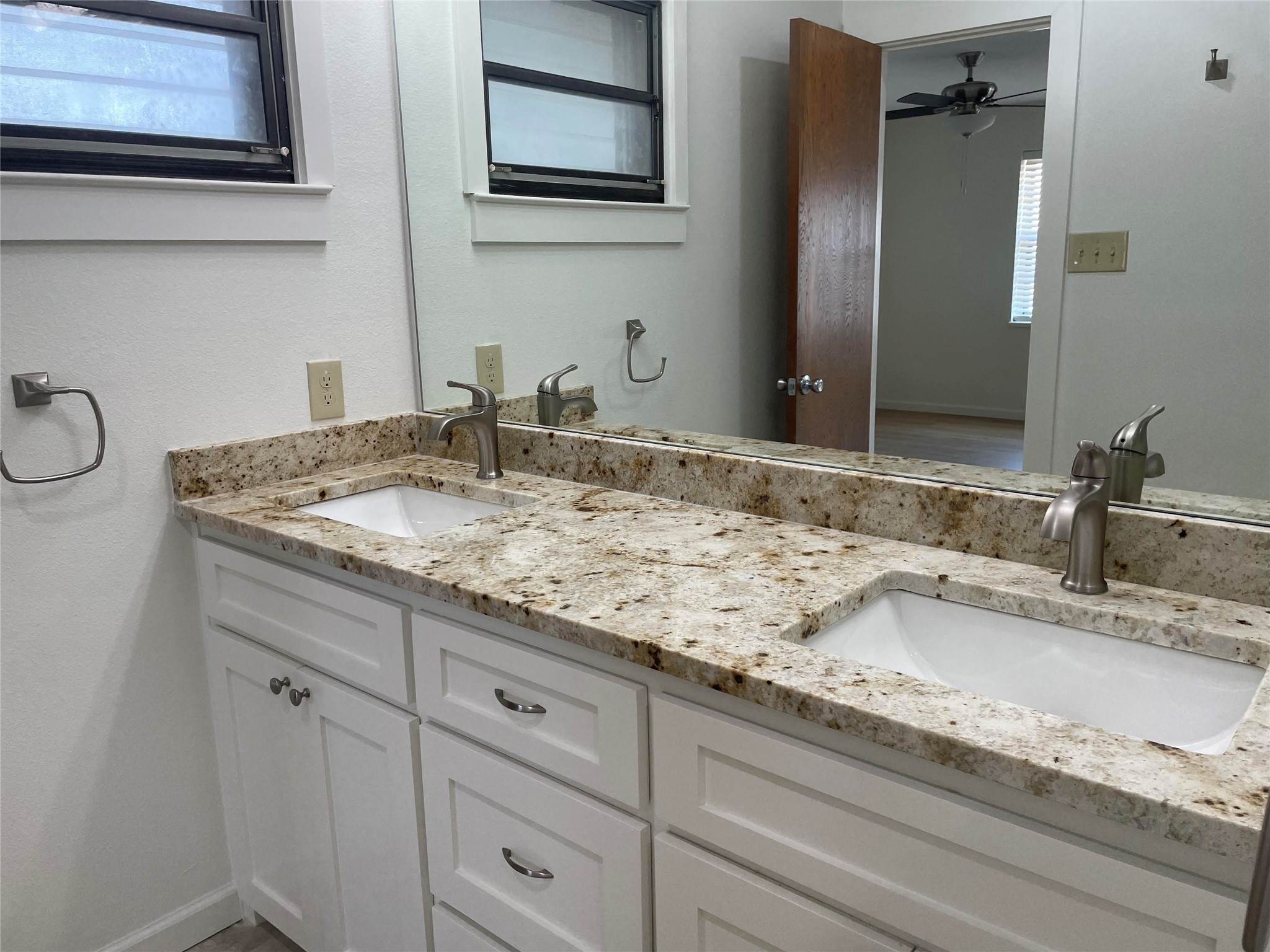1540 Brumlow Avenue Southlake TX 76092