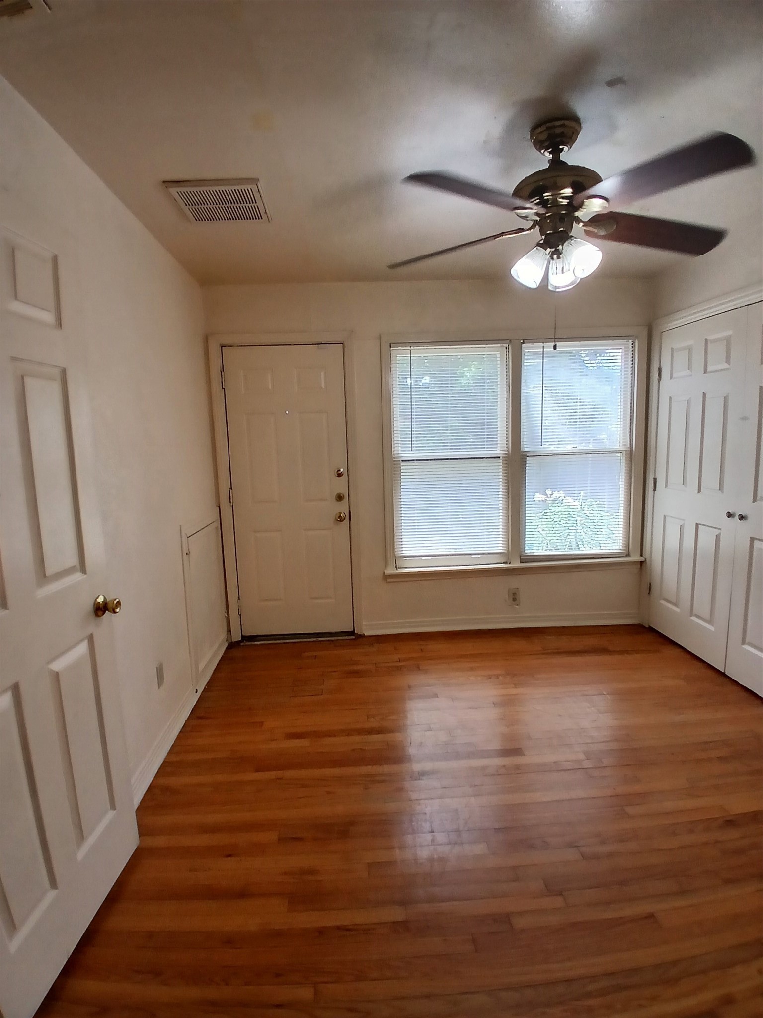 3100 Metropolitan Avenue Dallas TX 75215