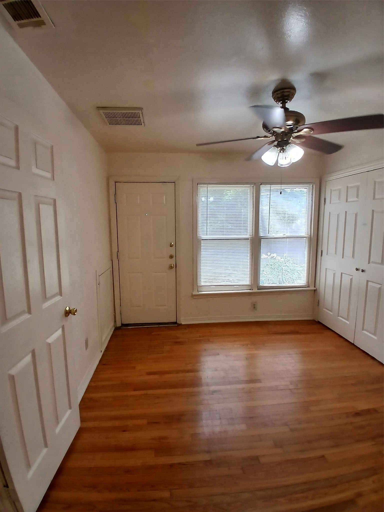 3100 Metropolitan Avenue Dallas TX 75215