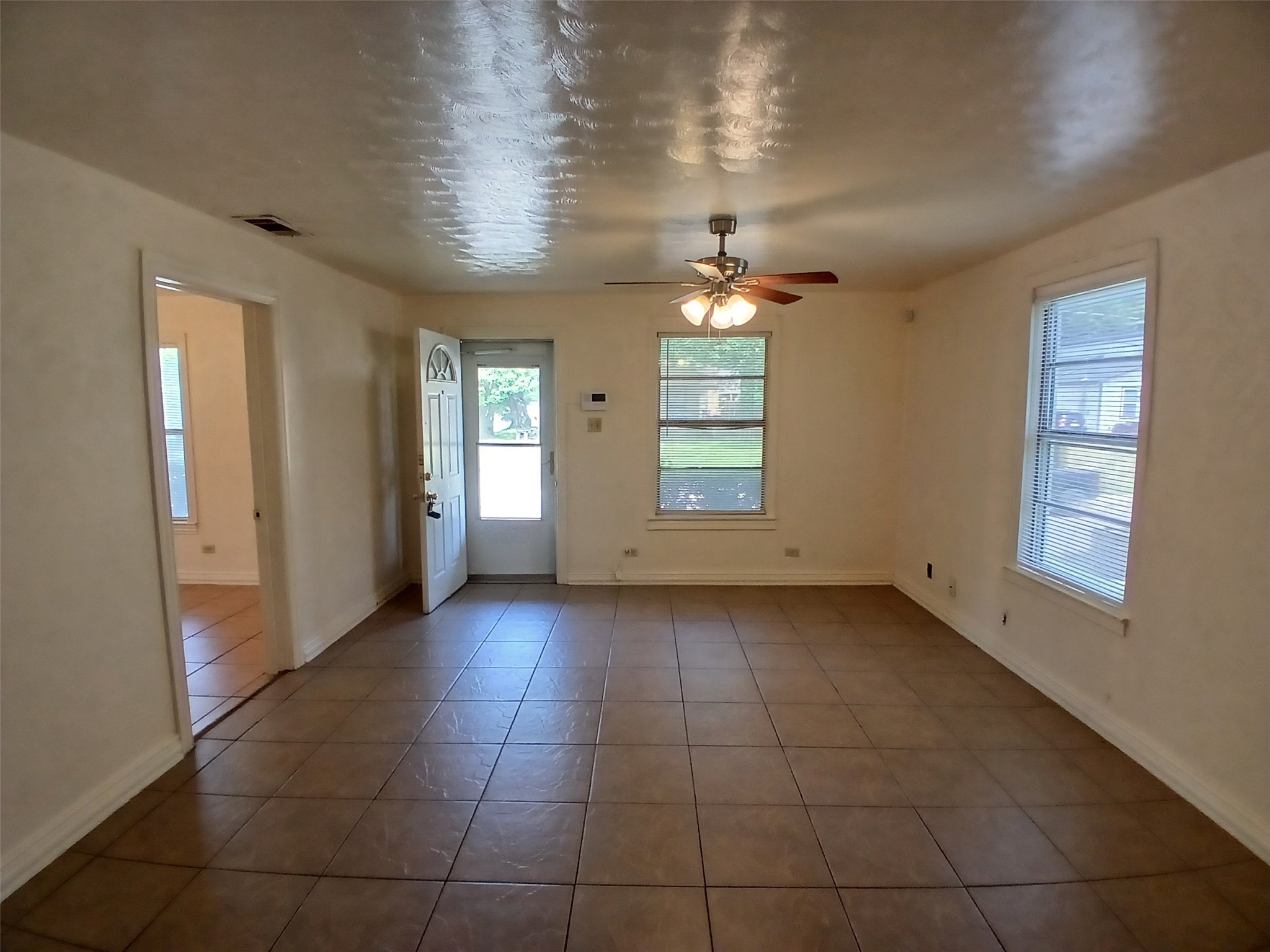 3100 Metropolitan Avenue Dallas TX 75215