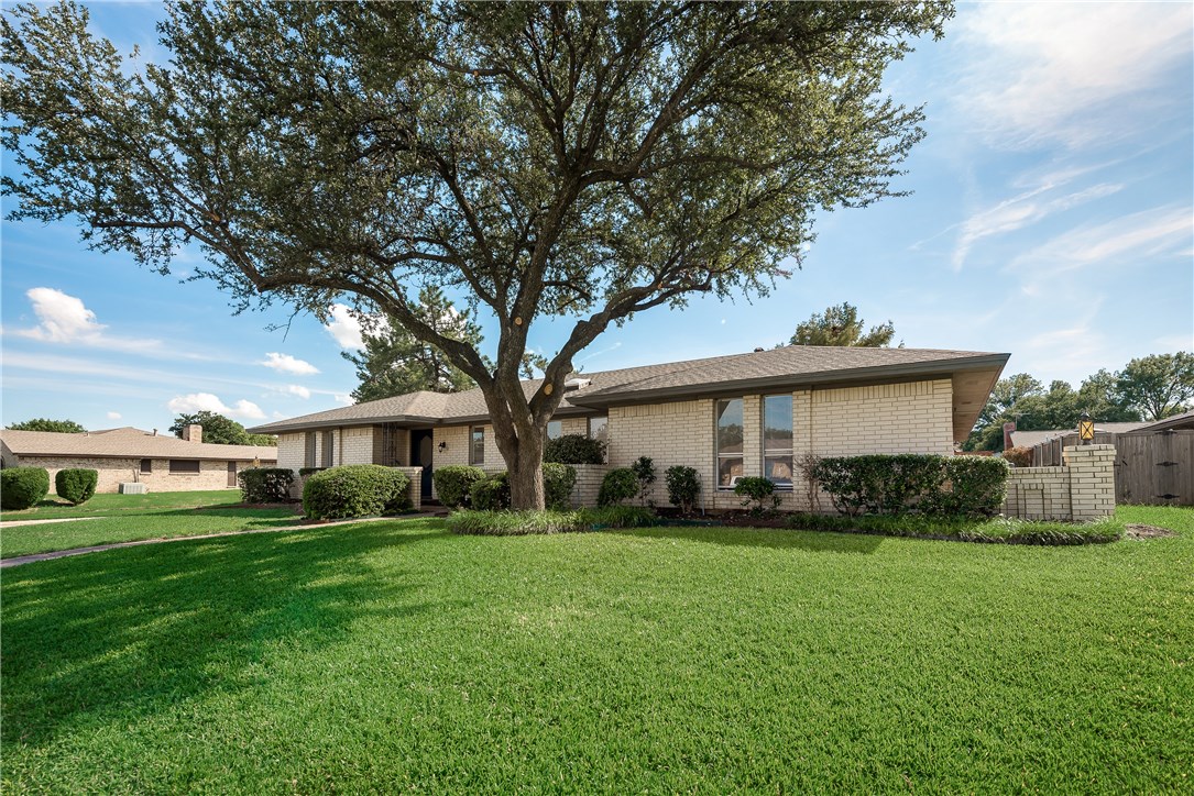 1900 Ports O Call Drive Plano TX 75075