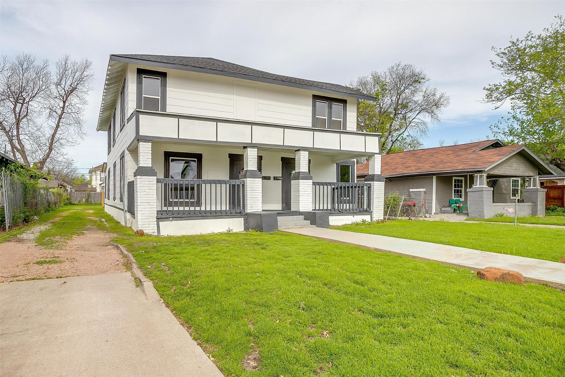 2932 Travis Avenue Fort Worth TX 76110