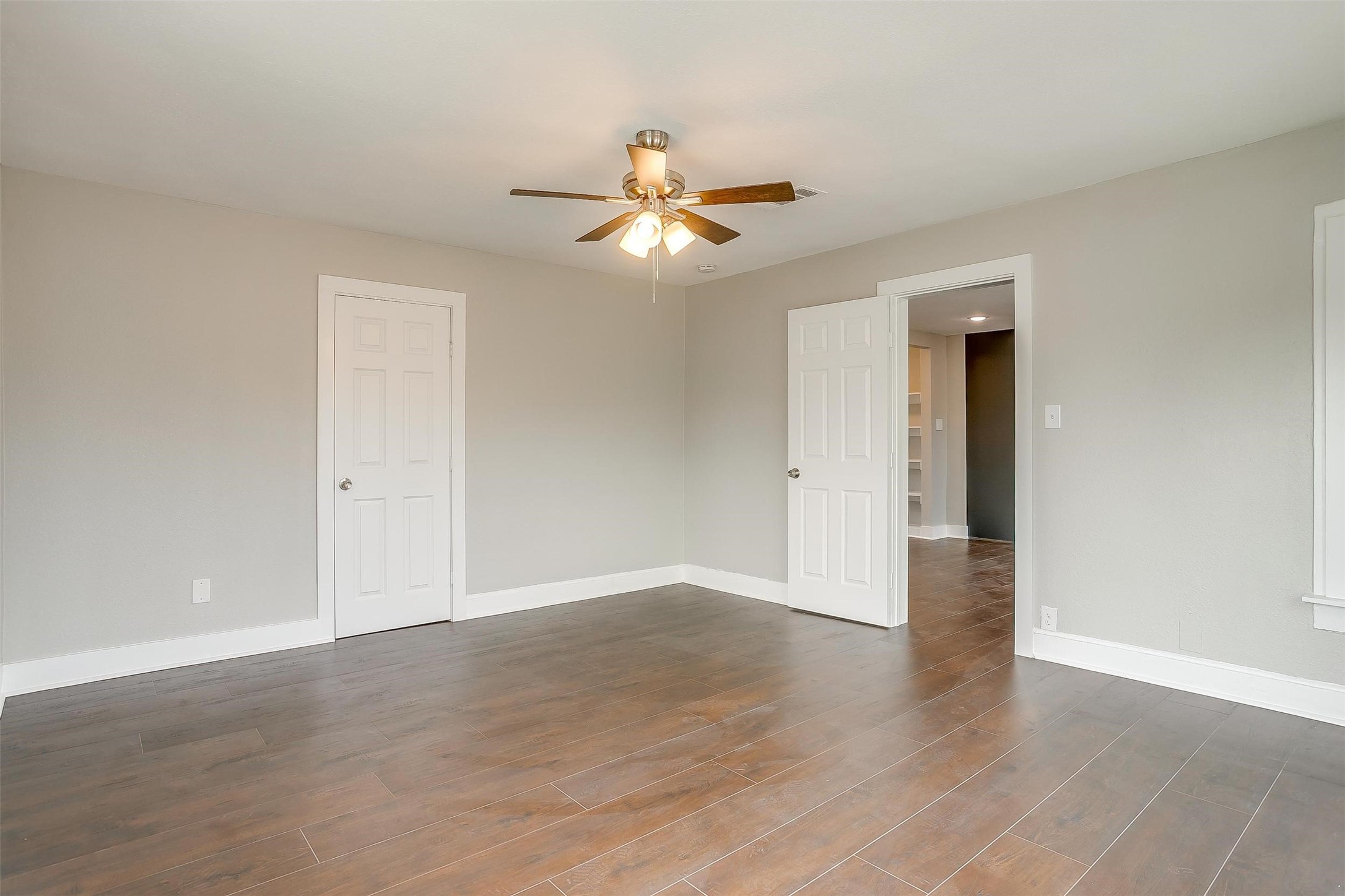 2932 Travis Avenue Fort Worth TX 76110