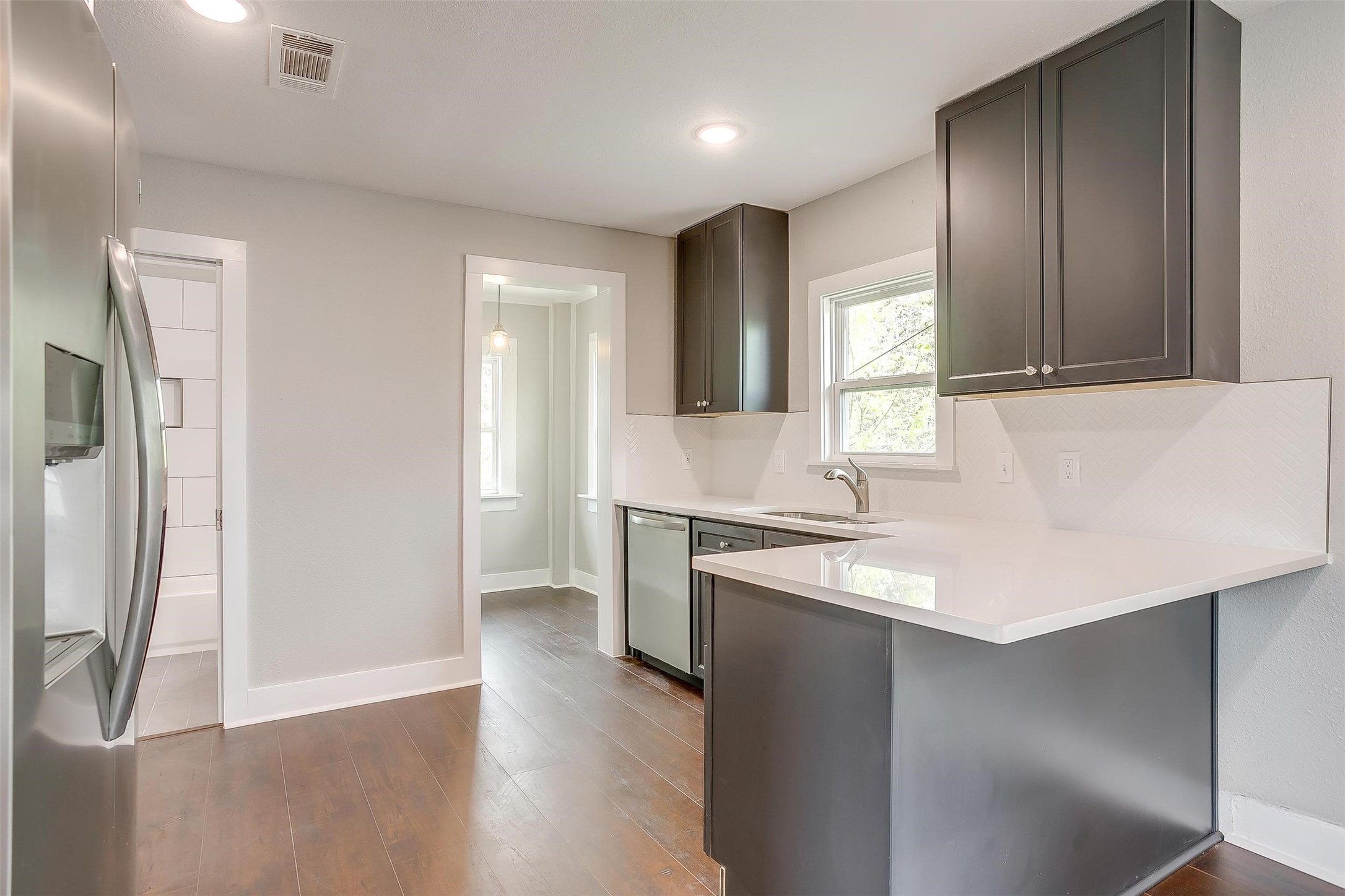 2932 Travis Avenue Fort Worth TX 76110