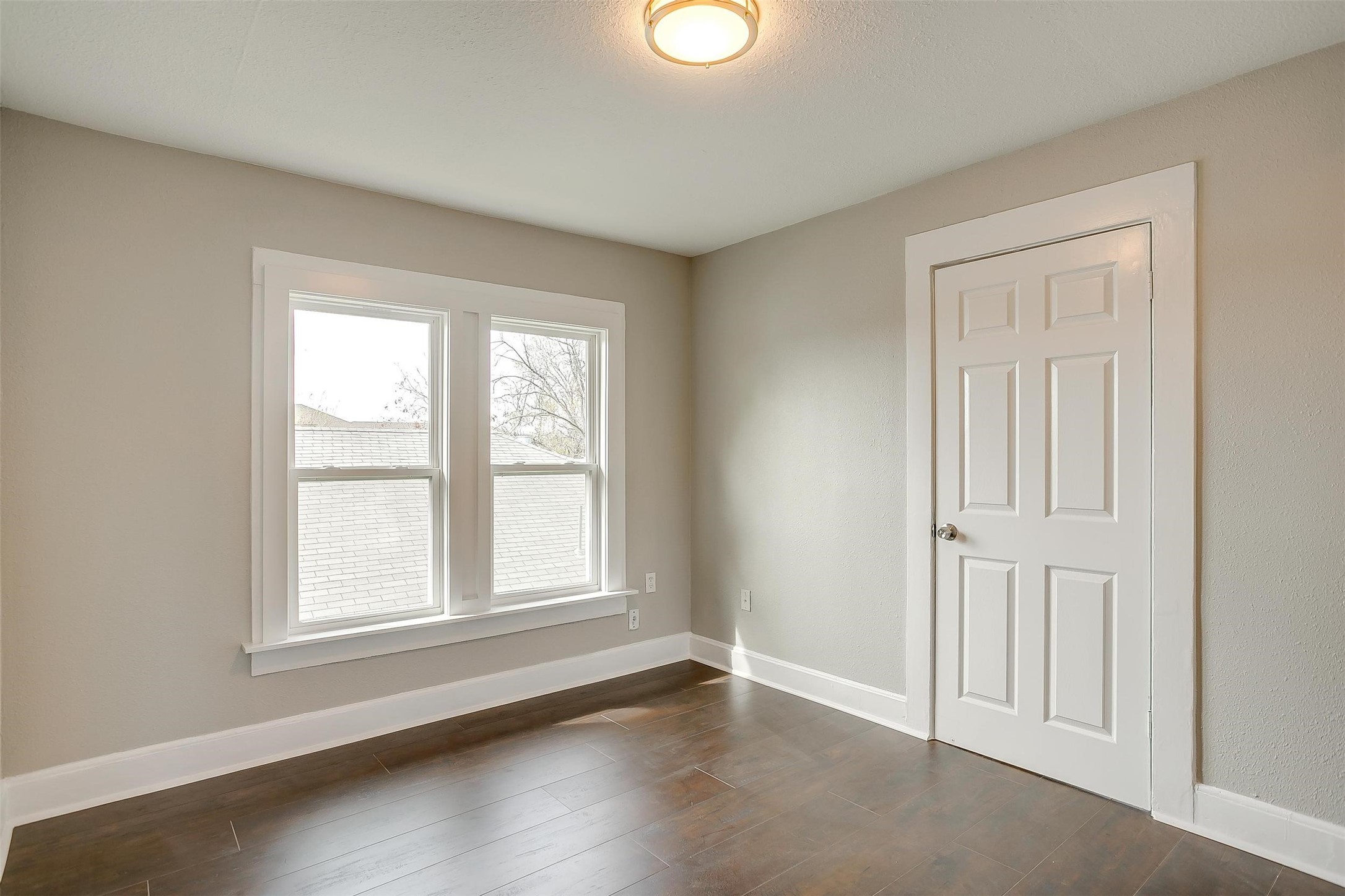 2932 Travis Avenue Fort Worth TX 76110