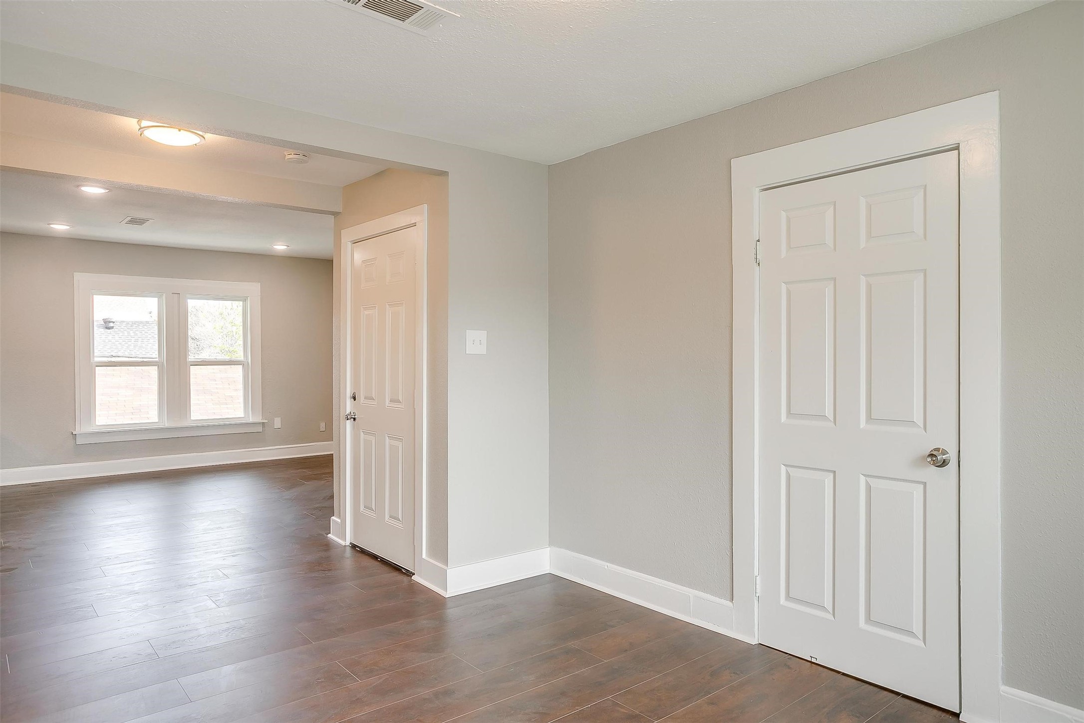 2932 Travis Avenue Fort Worth TX 76110