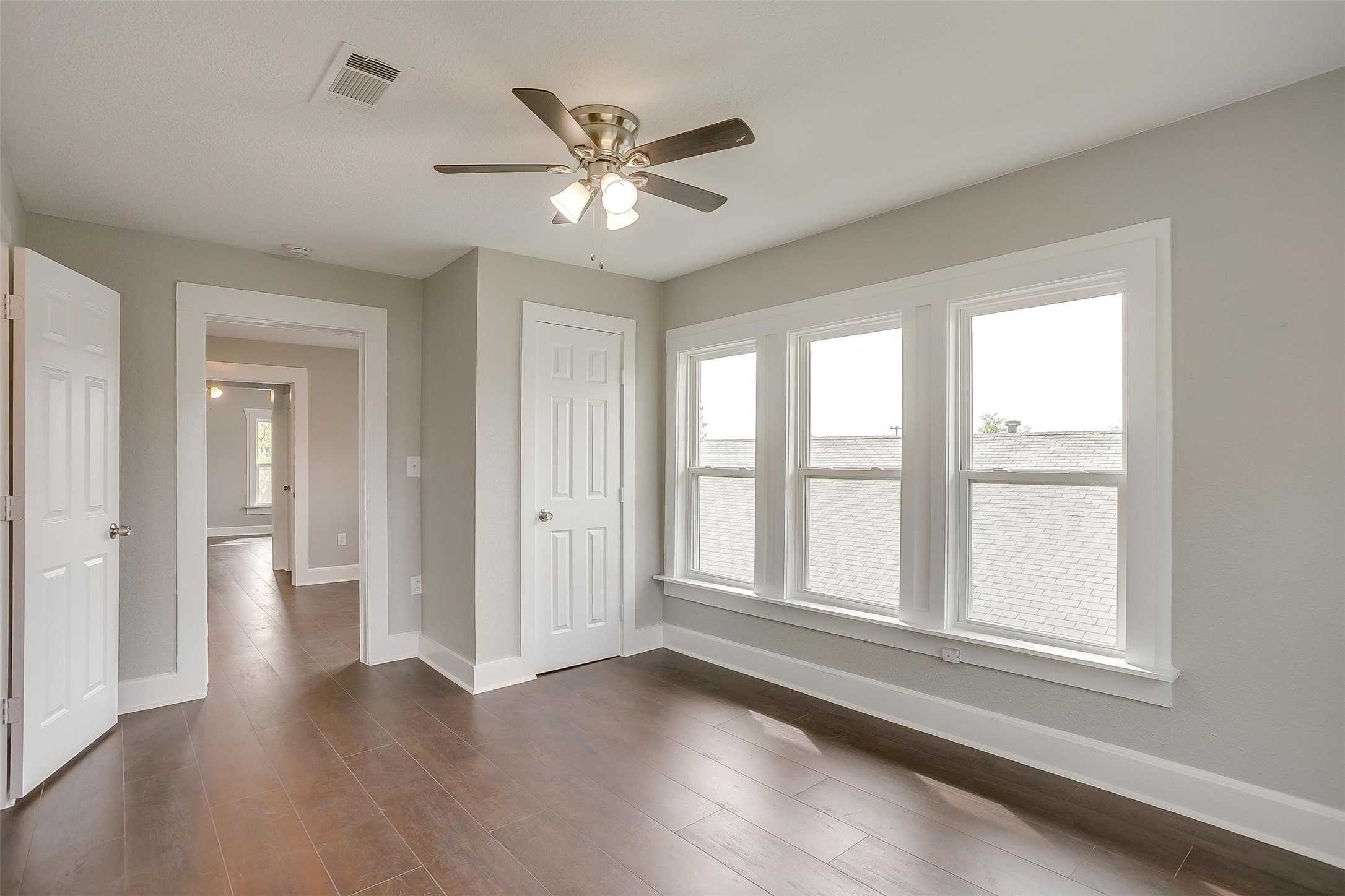 2932 Travis Avenue Fort Worth TX 76110