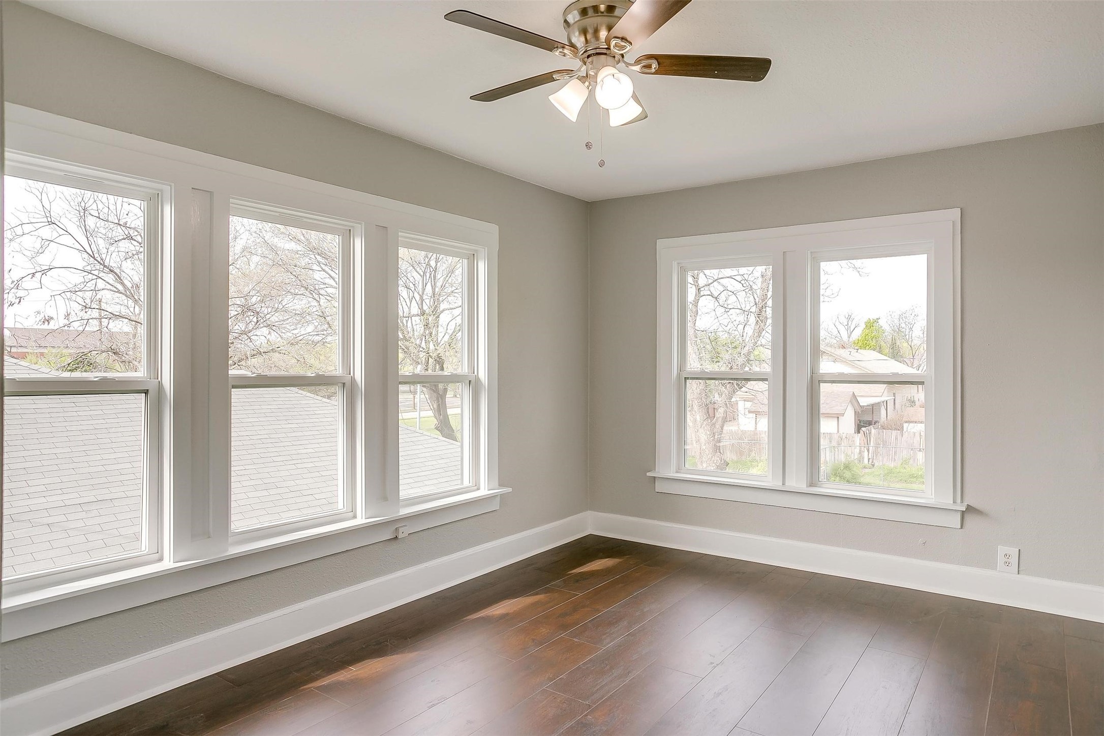 2932 Travis Avenue Fort Worth TX 76110