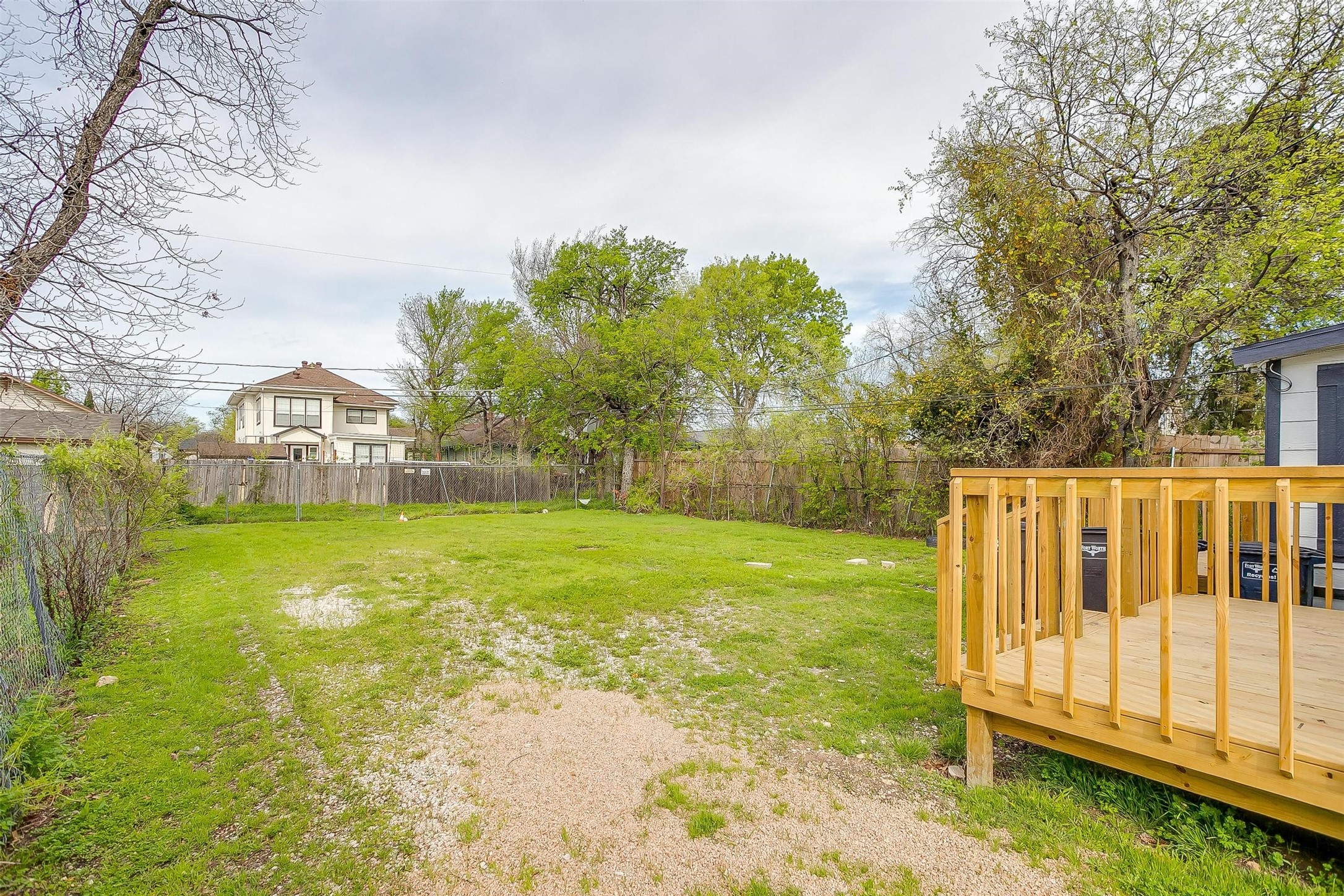 2932 Travis Avenue Fort Worth TX 76110