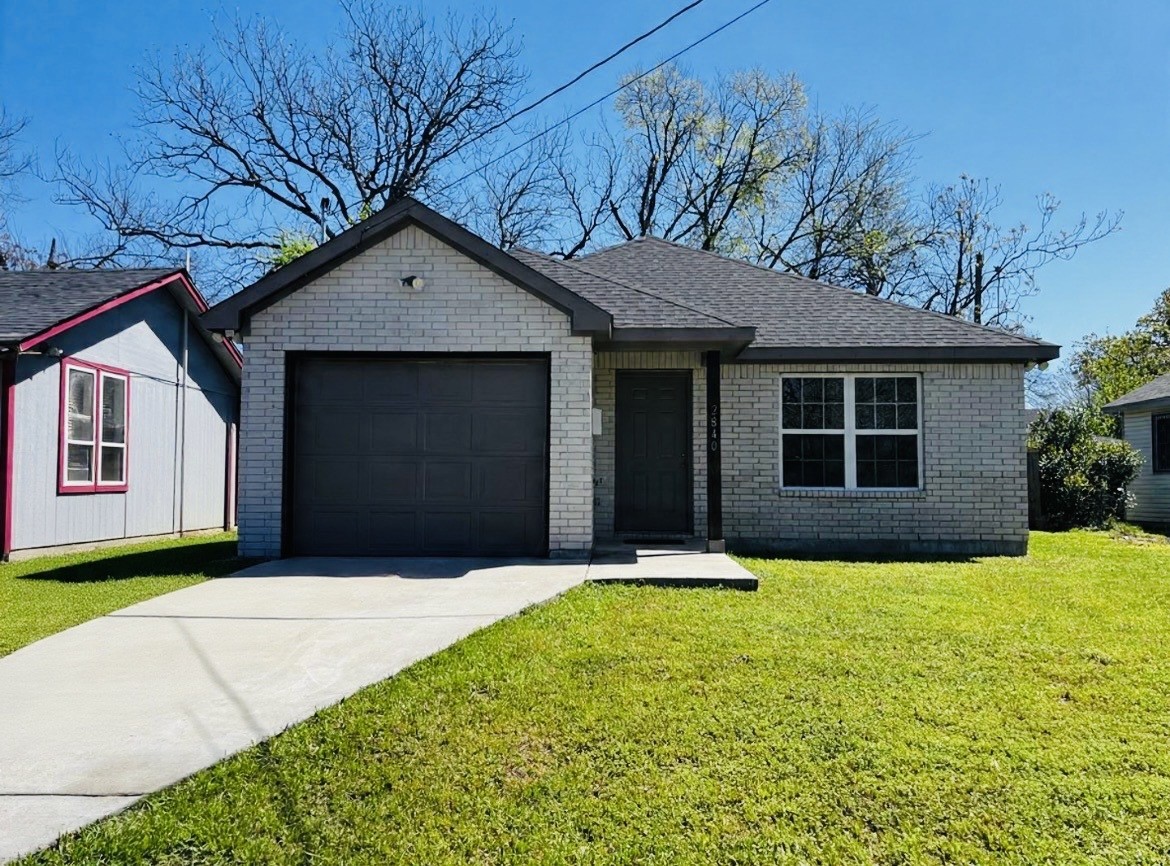 2840 Oakdale Dallas TX 75215