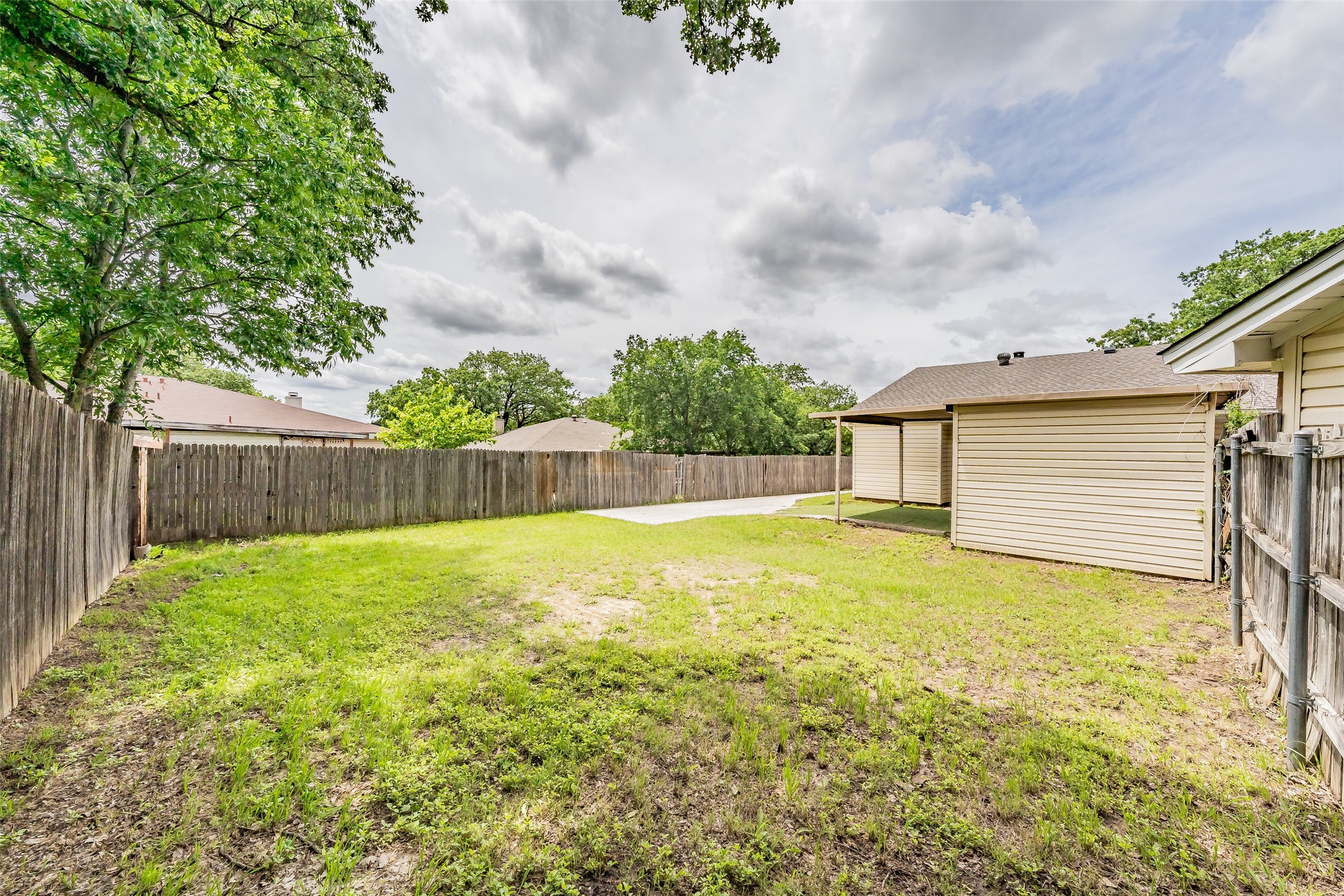7504 Hanover North Richland Hills TX 76182