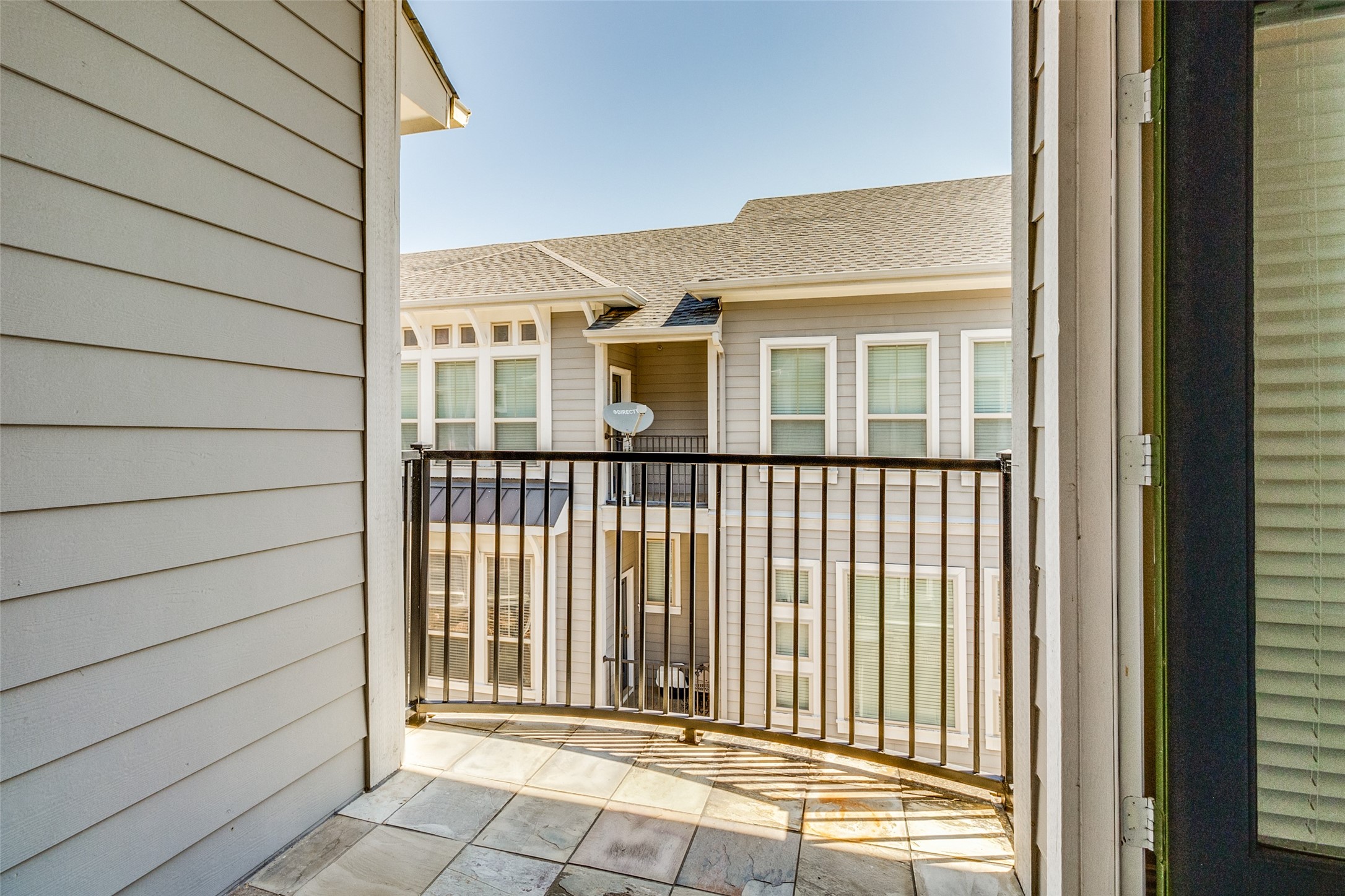 2326 Stutz Drive Dallas TX 75235