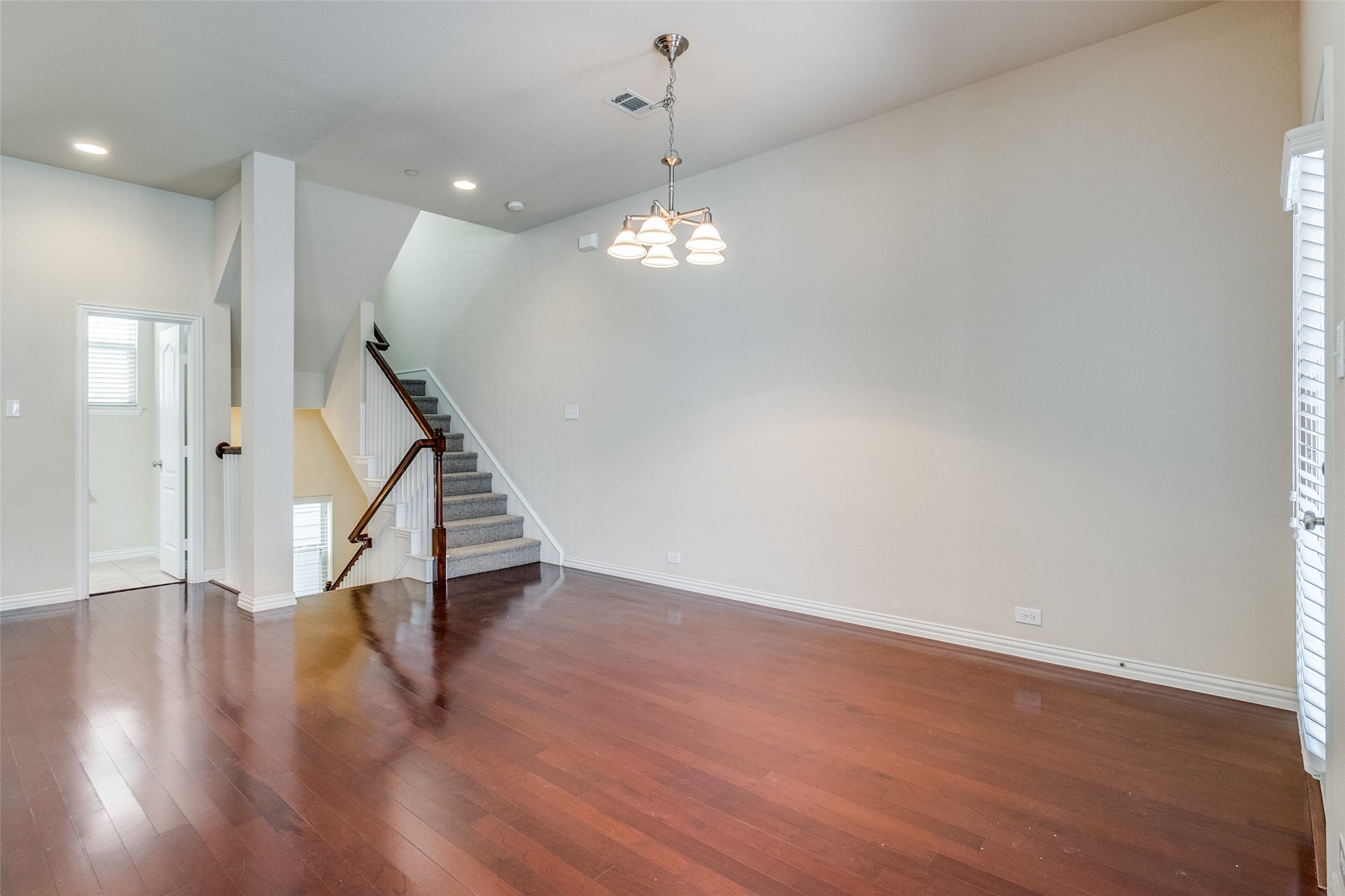 2326 Stutz Drive Dallas TX 75235