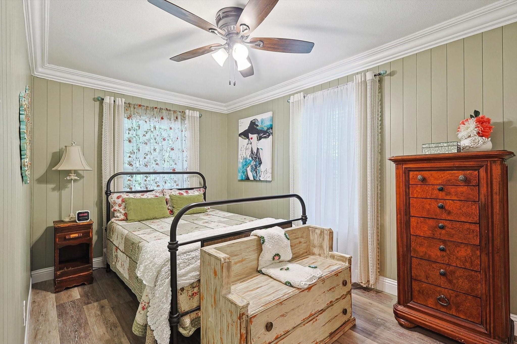 379 S John Douglas Road Van Alstyne TX 75495