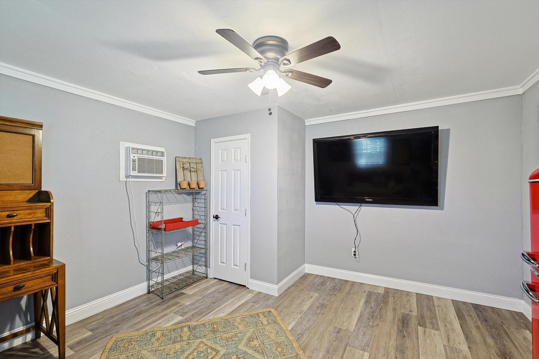 379 S John Douglas Road Van Alstyne TX 75495