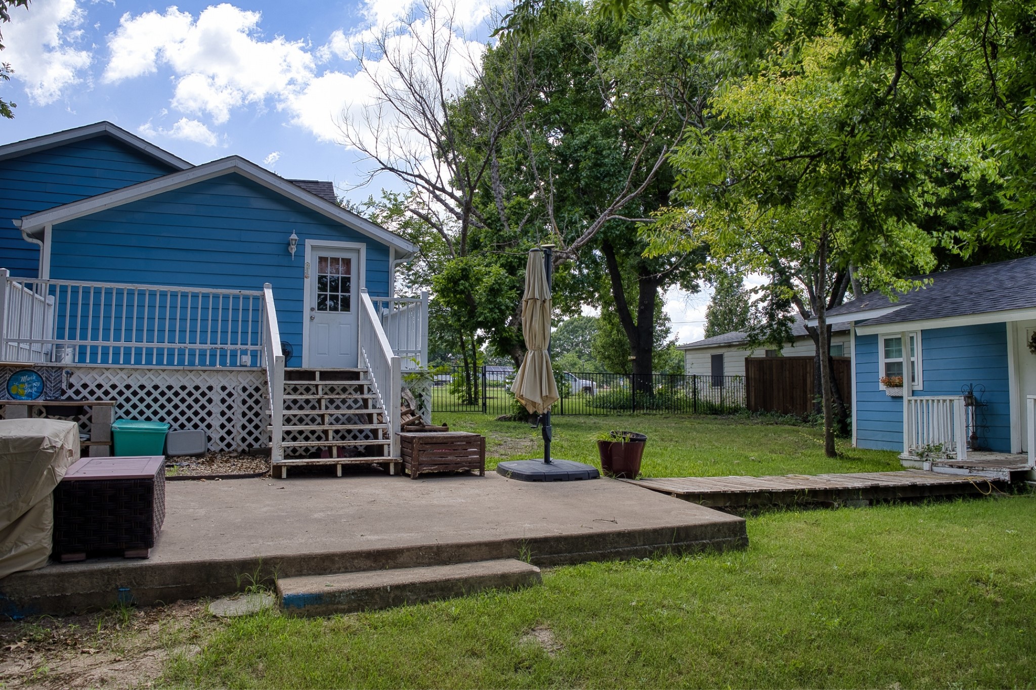 379 S John Douglas Road Van Alstyne TX 75495