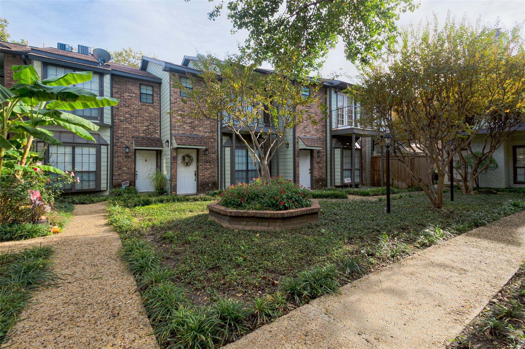 3904 Rawlins Street Dallas TX 75219