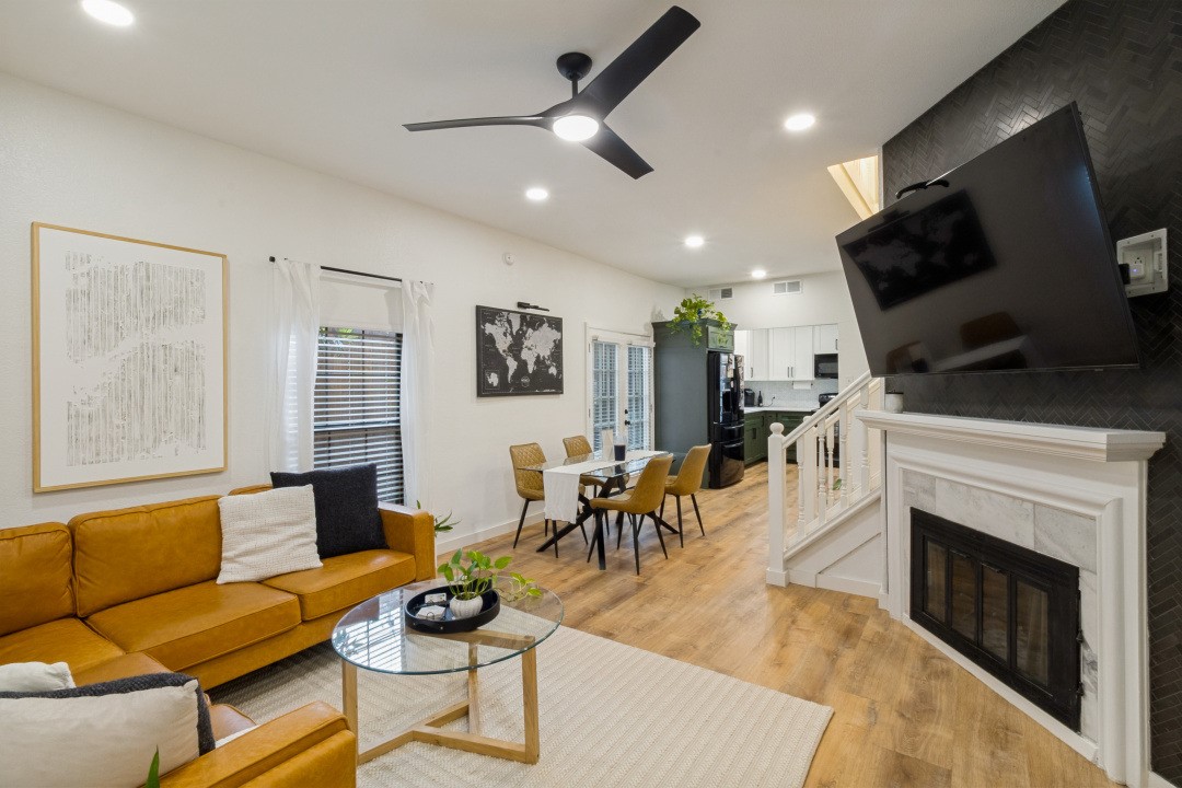 3904 Rawlins Street Dallas TX 75219