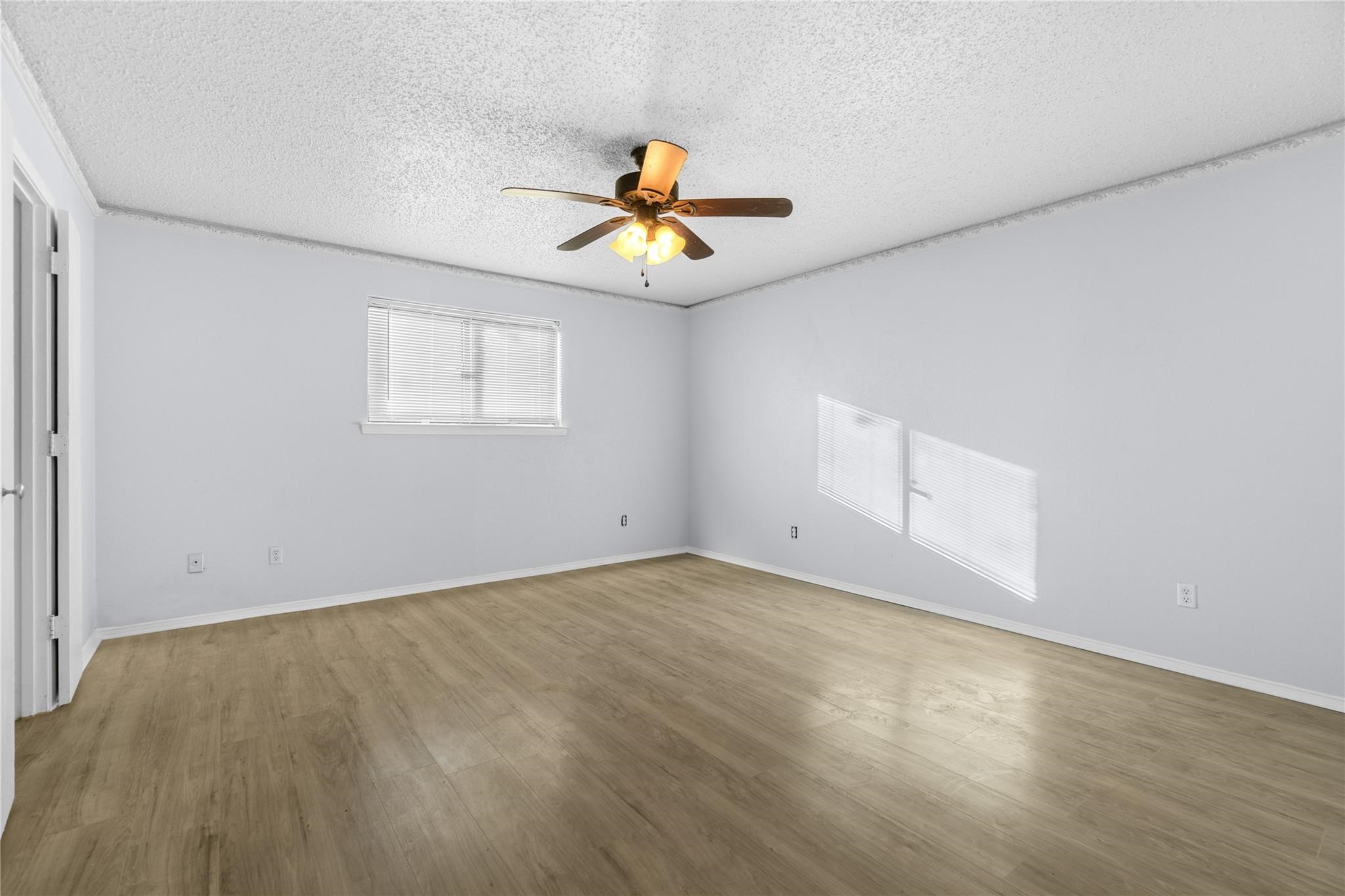 6930 Thornwood Drive Dallas TX 75227