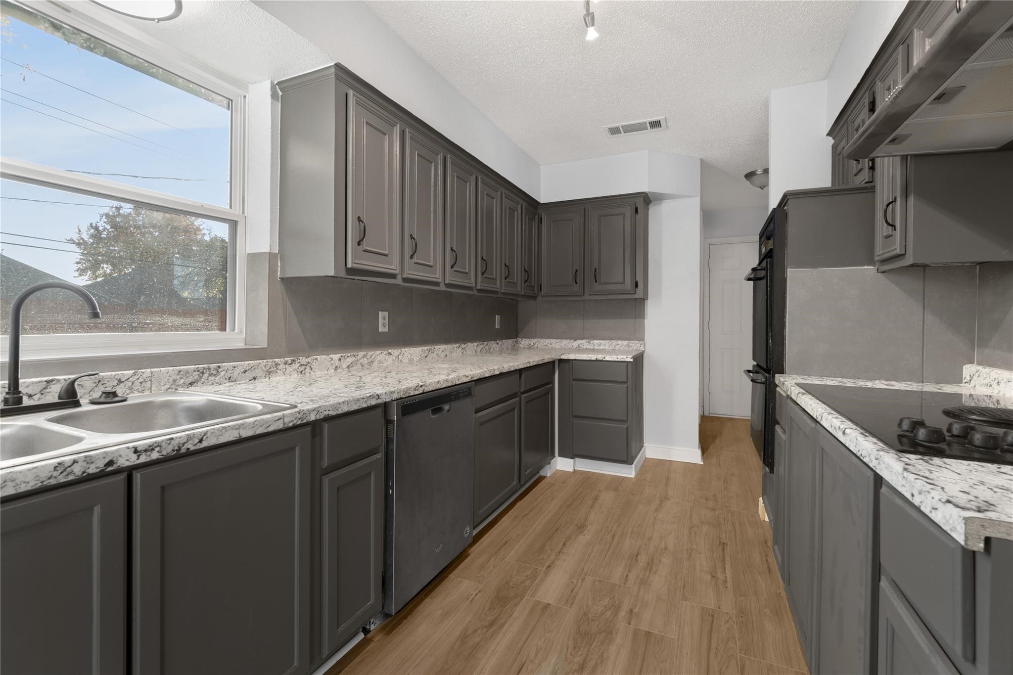 6930 Thornwood Drive Dallas TX 75227