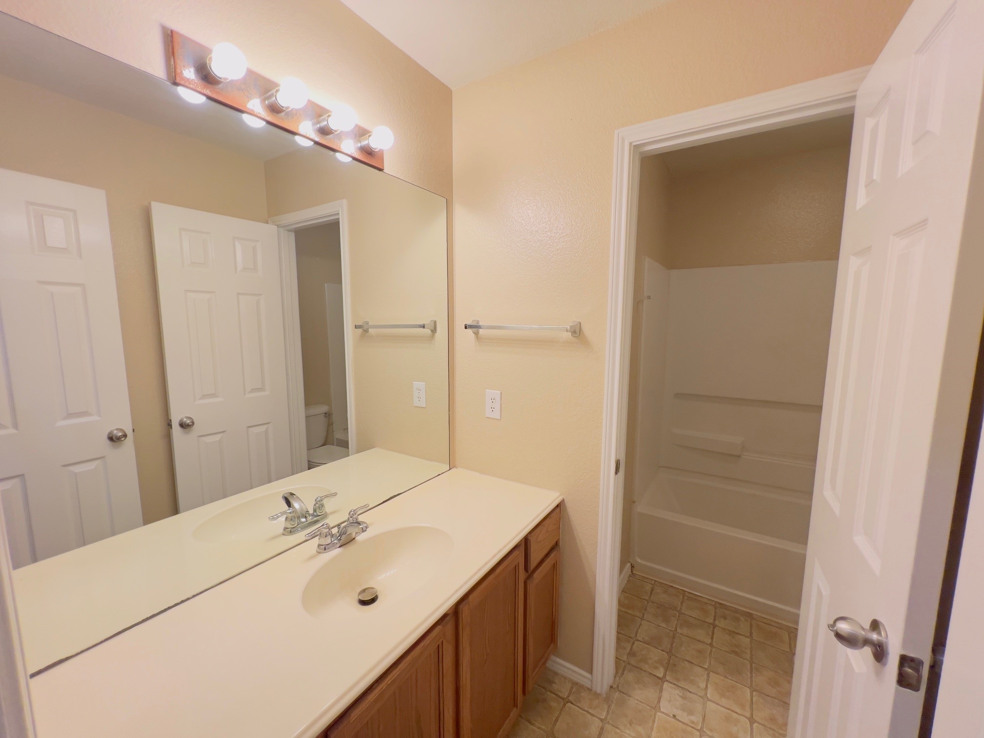 8720 Chisholm Trail Cross Roads TX 76227