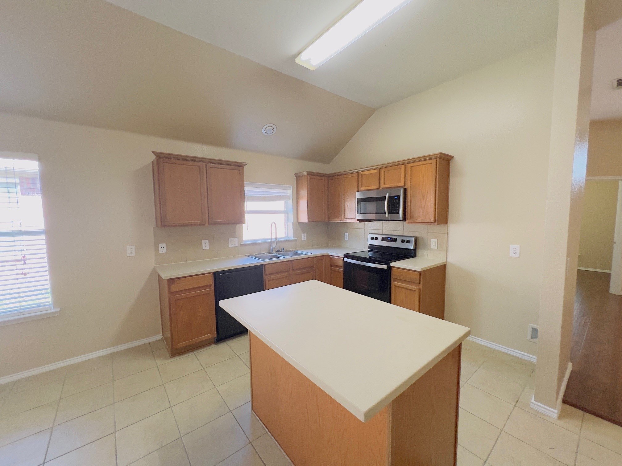8720 Chisholm Trail Cross Roads TX 76227