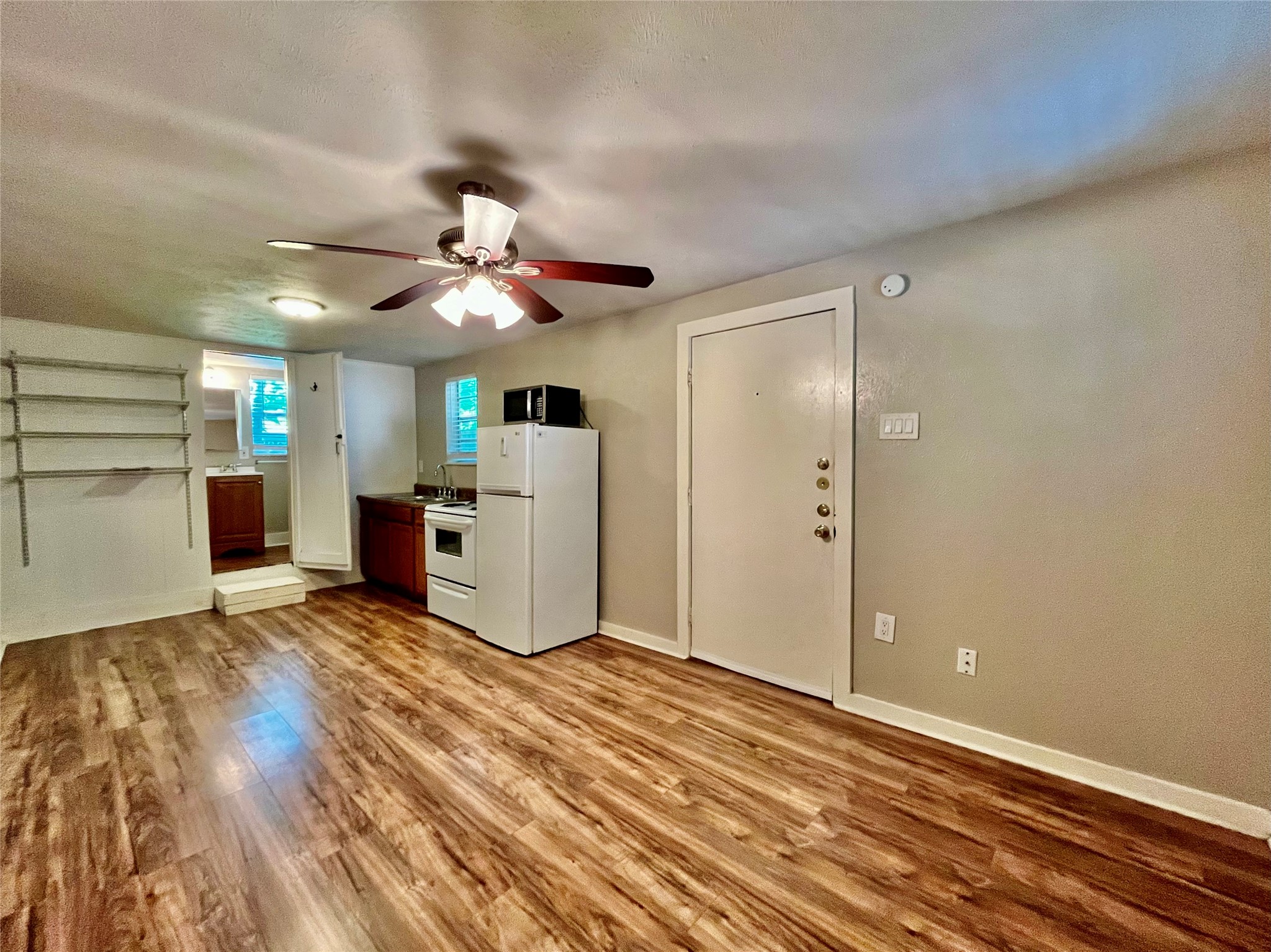 904 1/2 Denton Street Denton TX 76201