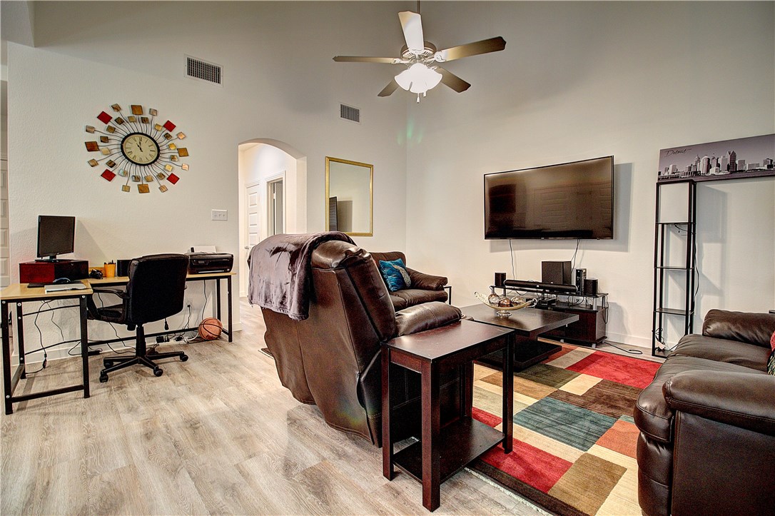 1968 Marble Lane Heartland TX 75126