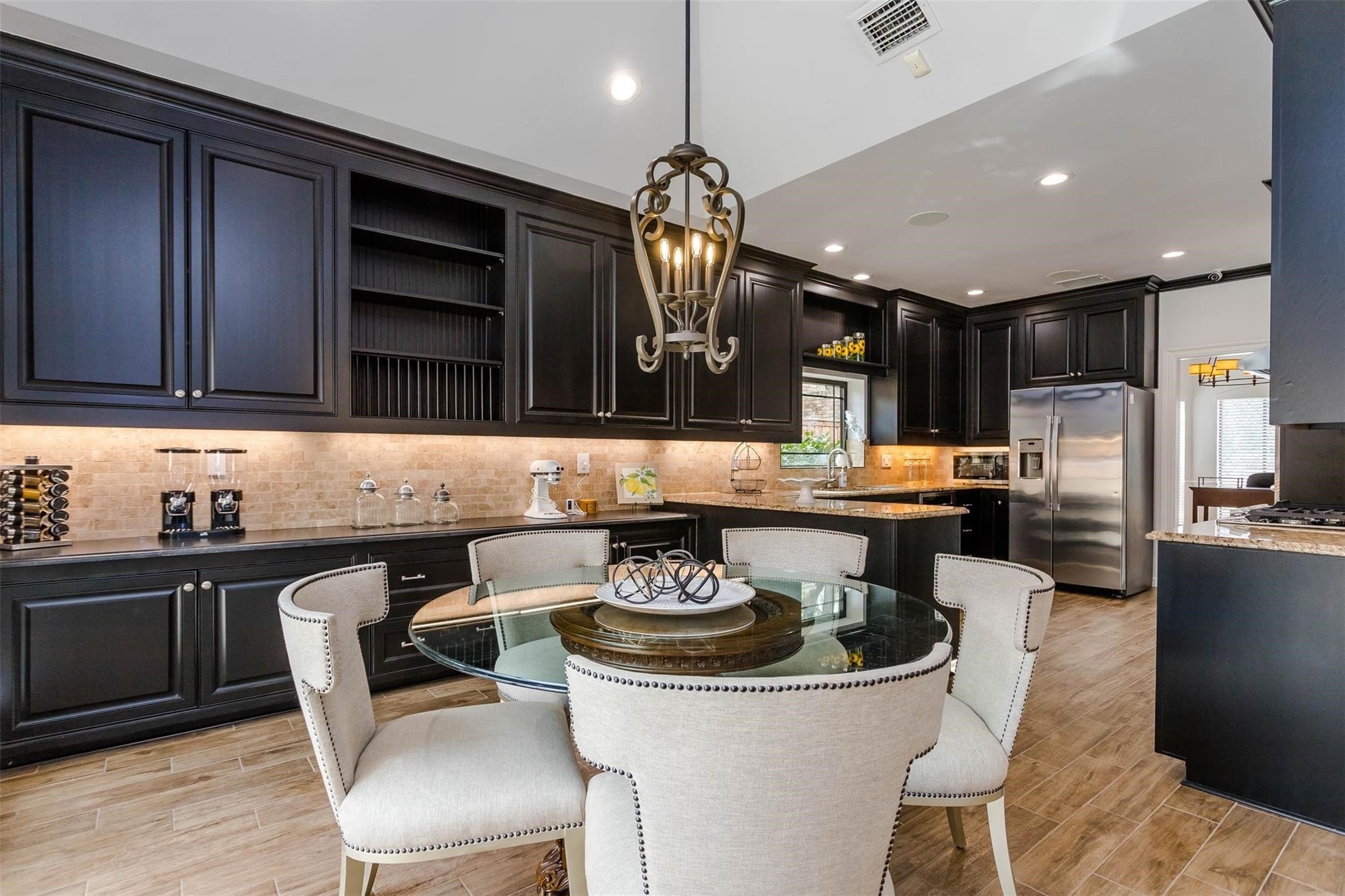 11712 Forest Court Dallas TX 75230