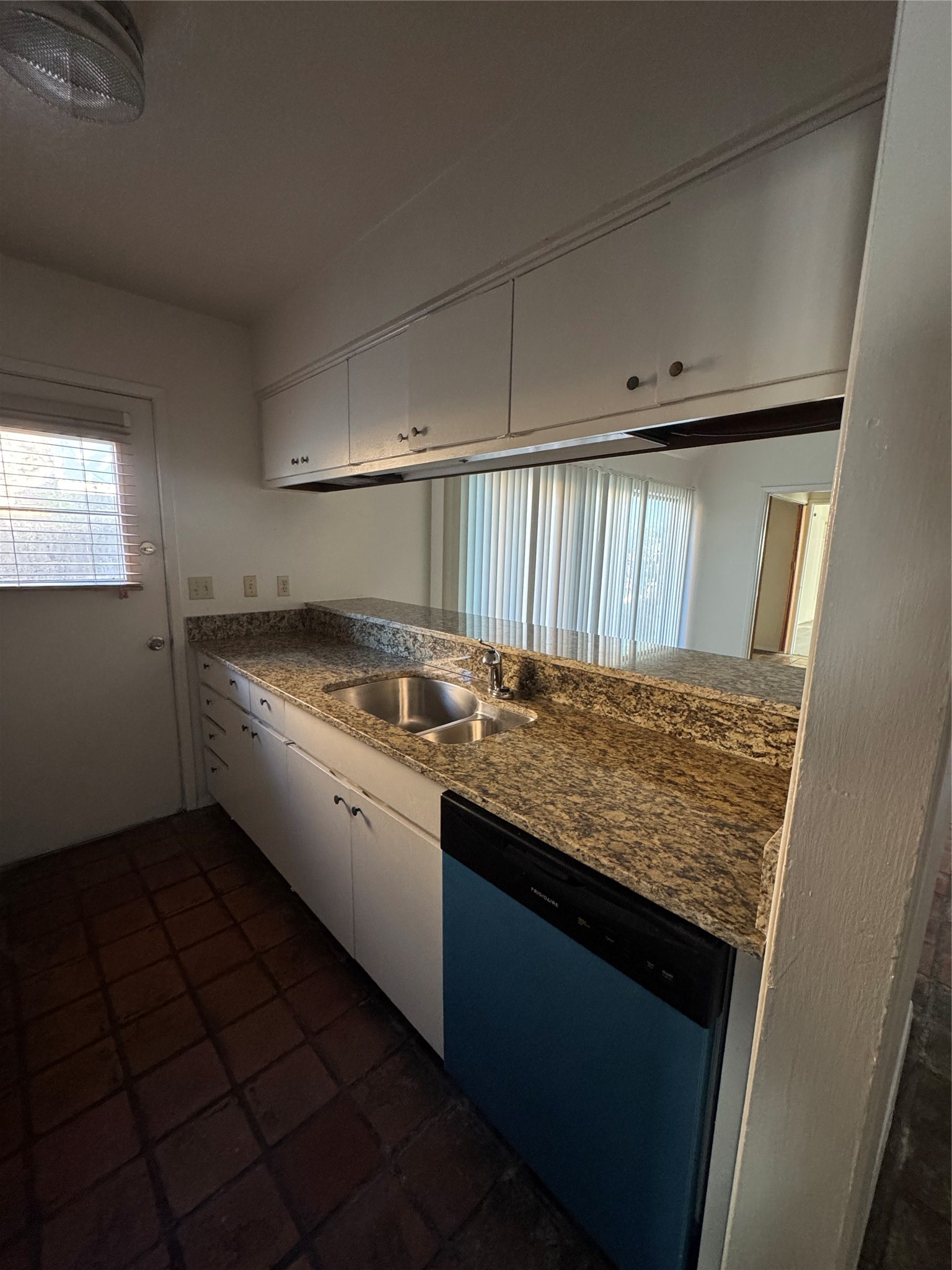 13424 Blossomheath Lane Dallas TX 75240