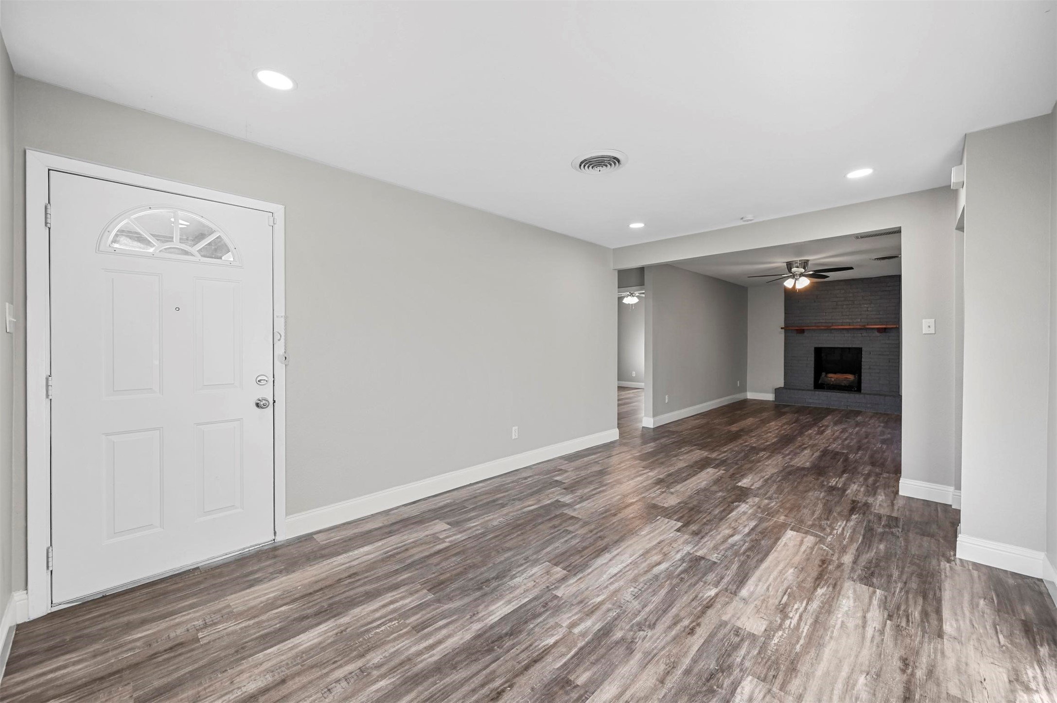 5421 Greenwood Way North Richland Hills TX 76180