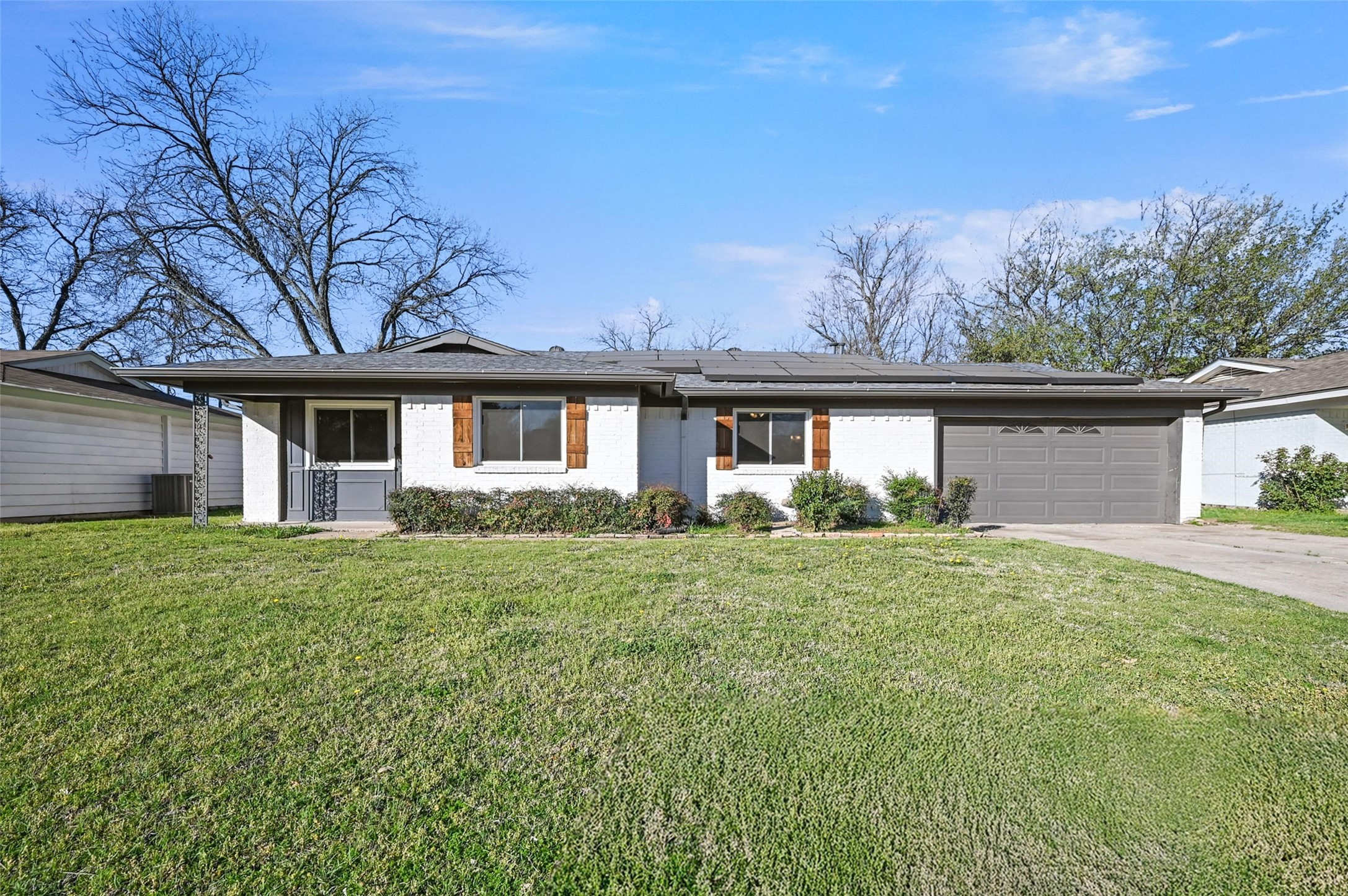 5421 Greenwood Way North Richland Hills TX 76180