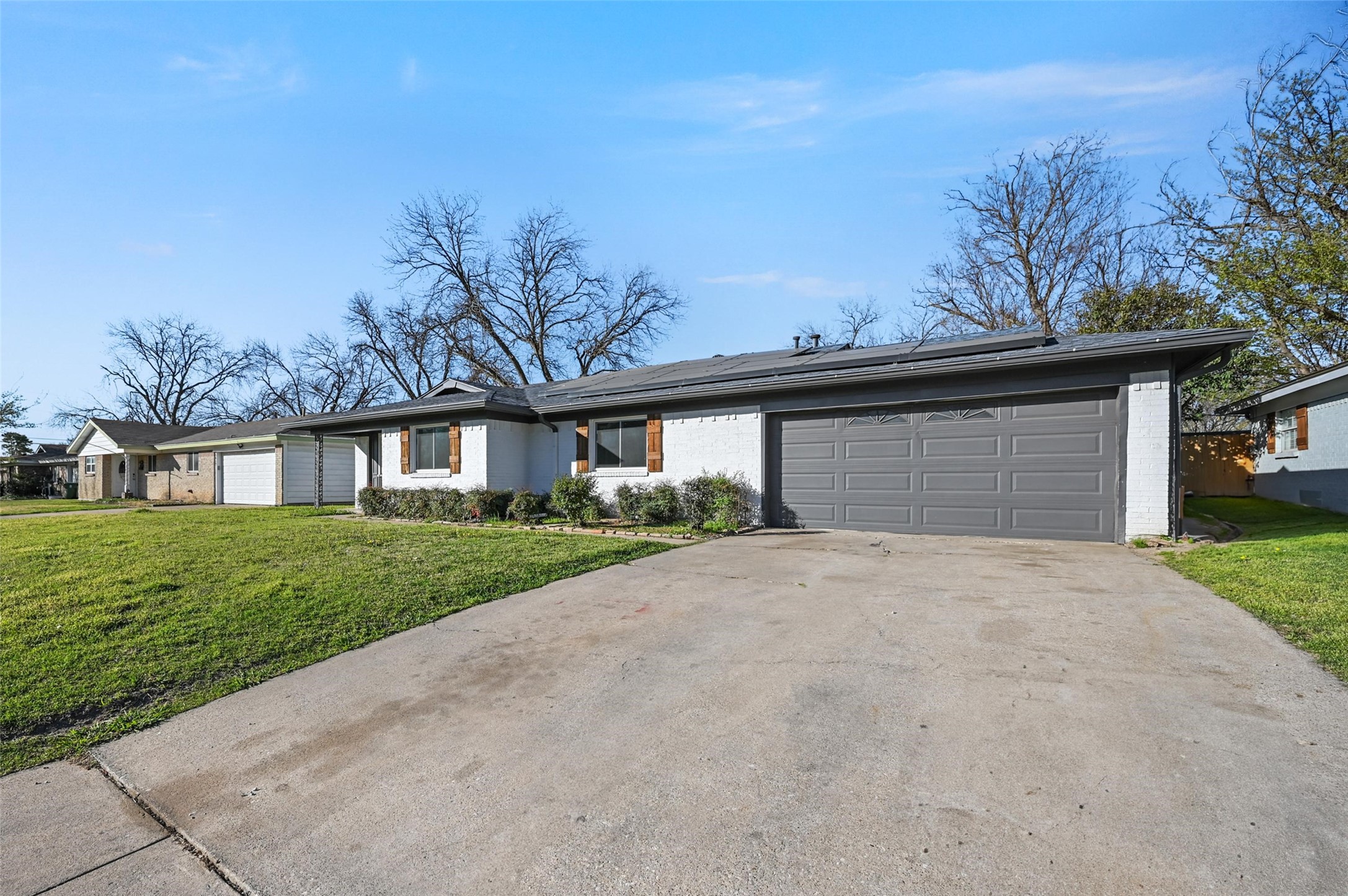 5421 Greenwood Way North Richland Hills TX 76180