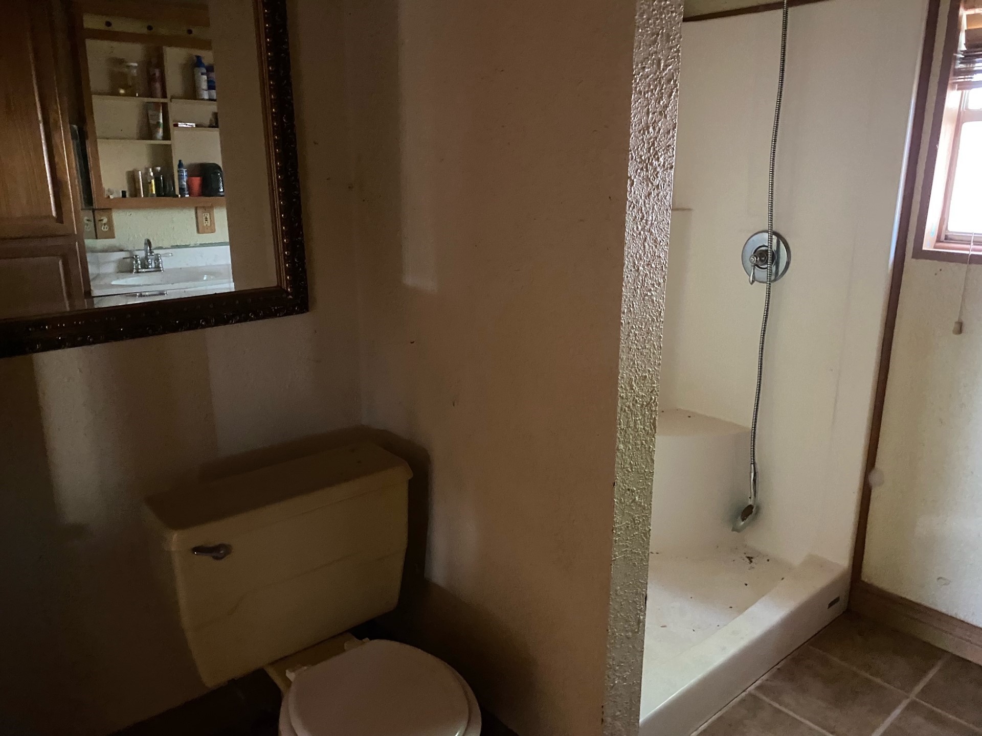 501 N Lincoln Avenue Electra TX 76360