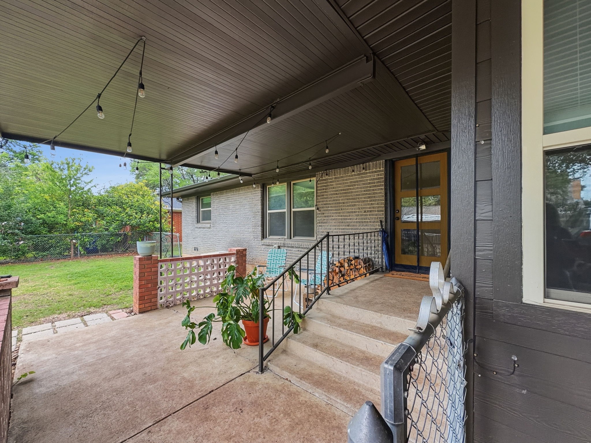 2137 Lenamon Street Waco TX 76710