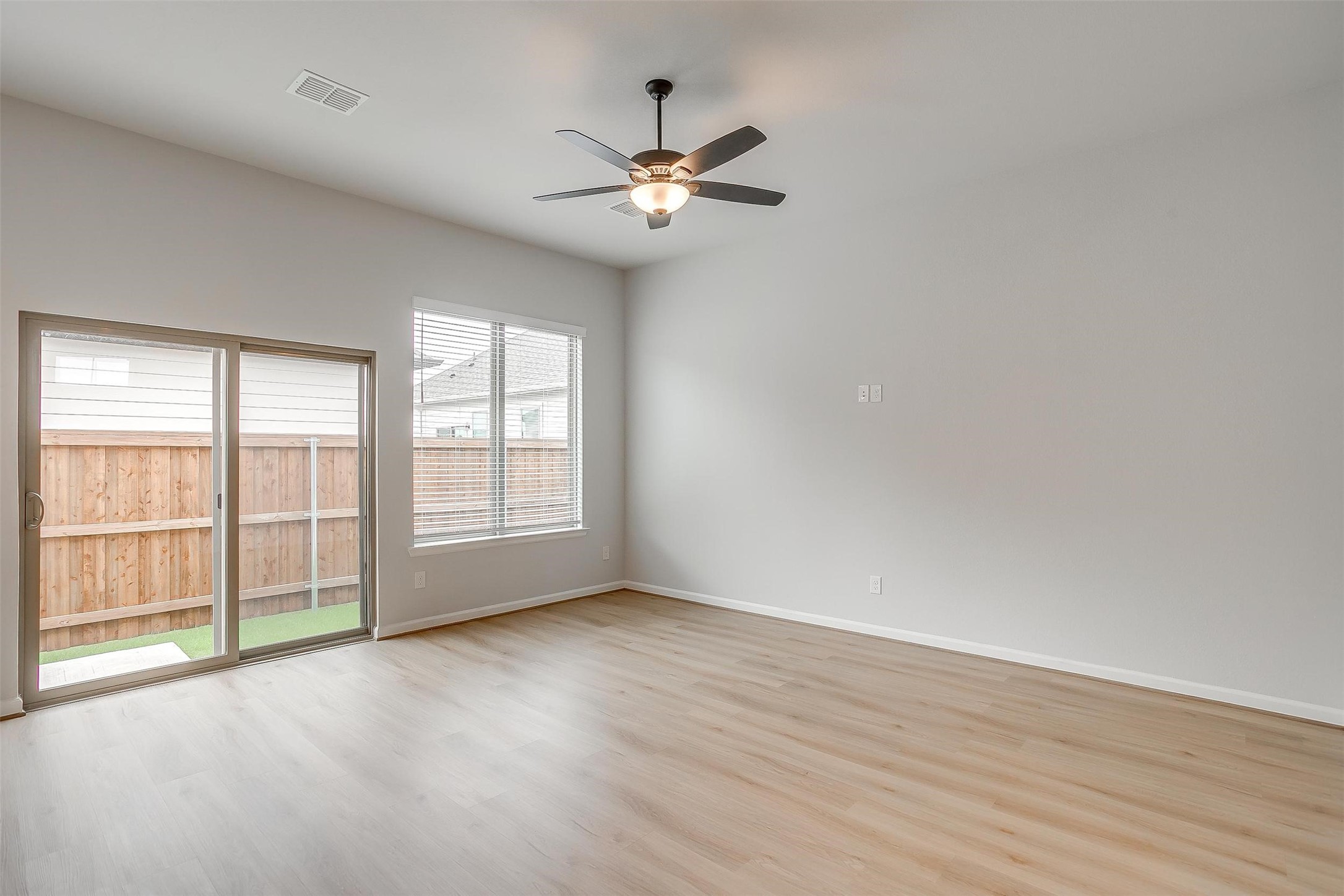 10434 Peonia Street Fort Worth TX 76126