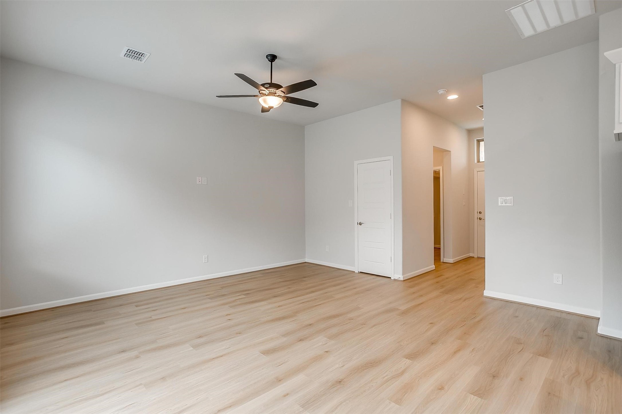 10434 Peonia Street Fort Worth TX 76126