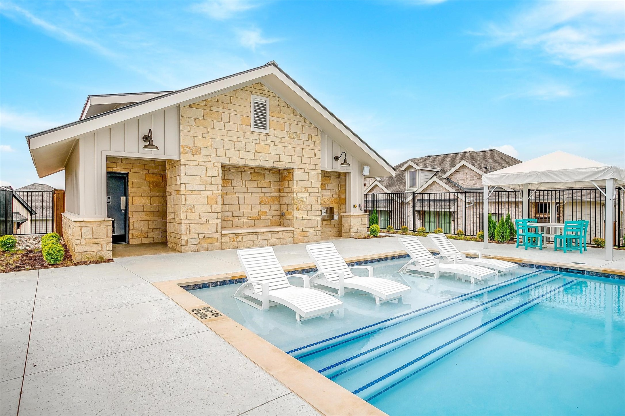10434 Peonia Street Fort Worth TX 76126