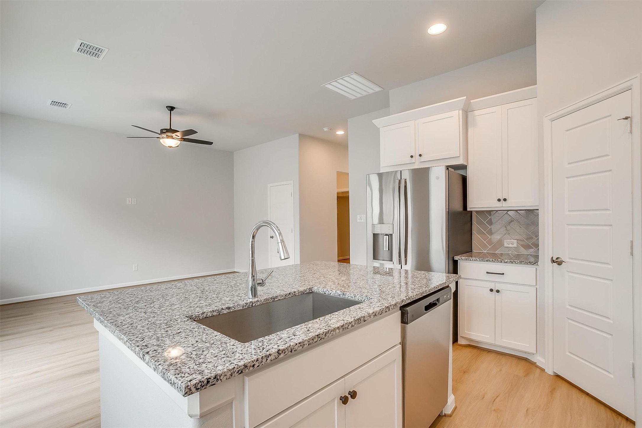 10434 Peonia Street Fort Worth TX 76126