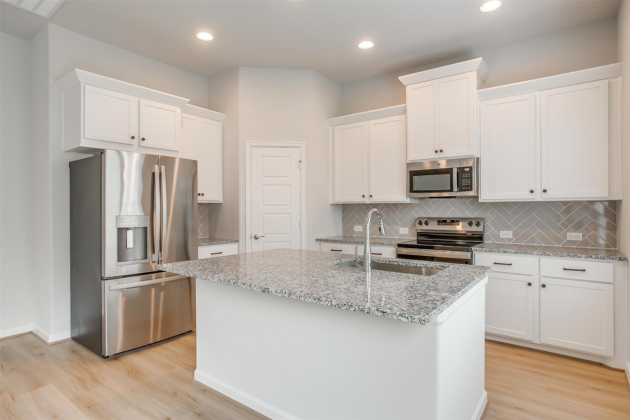 10434 Peonia Street Fort Worth TX 76126