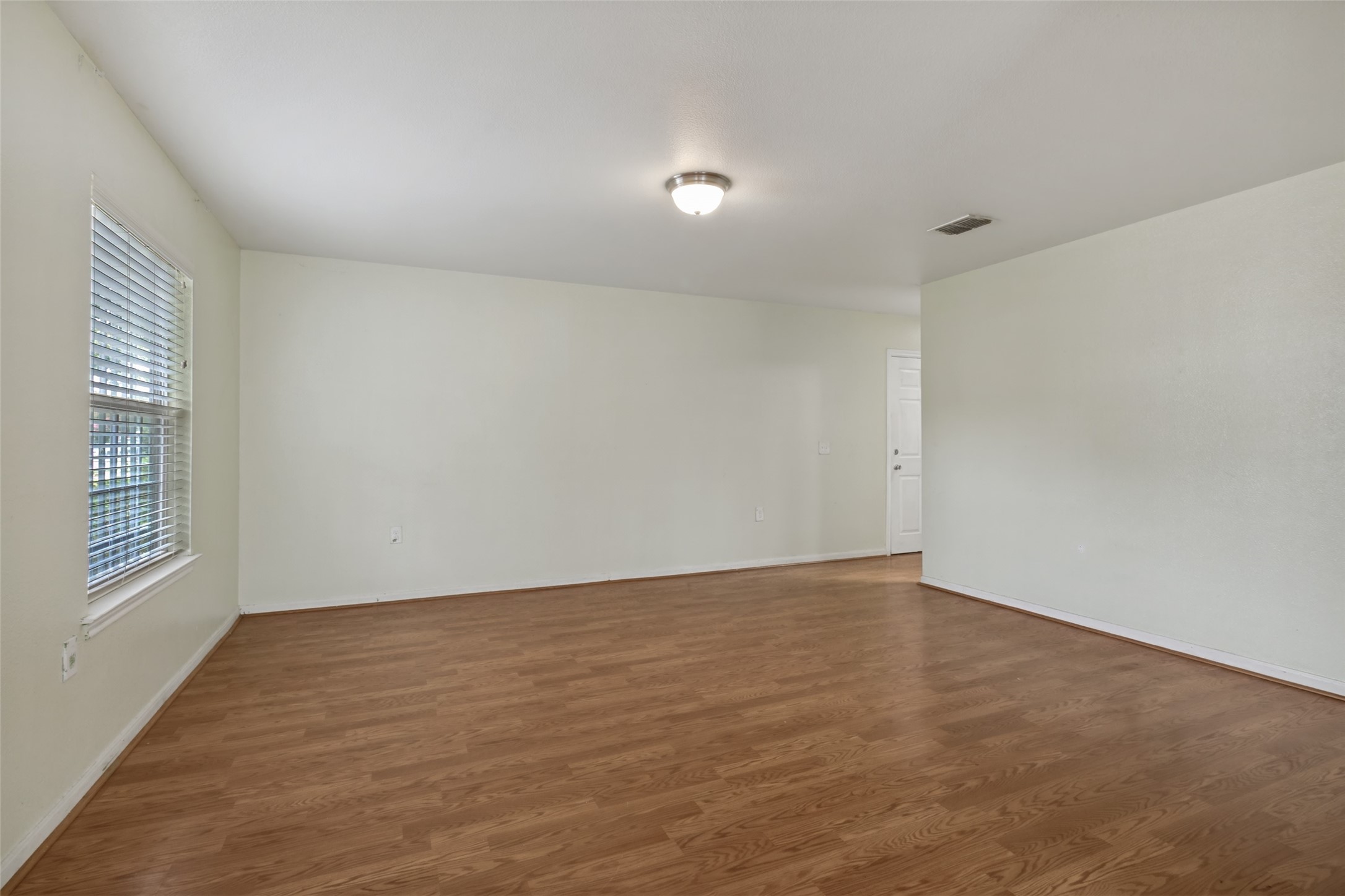 1834 Bayside Street Dallas TX 75212