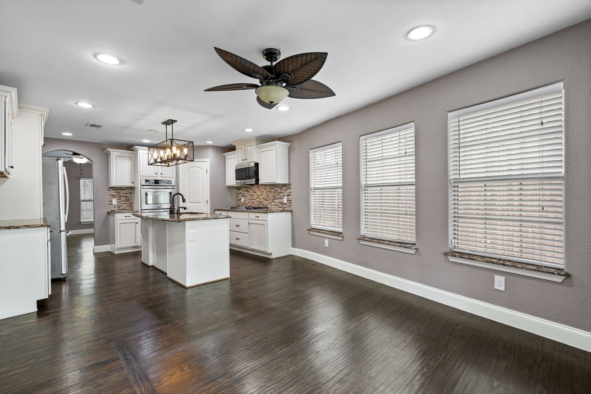 8406 Lakemont Drive Dallas TX 75209