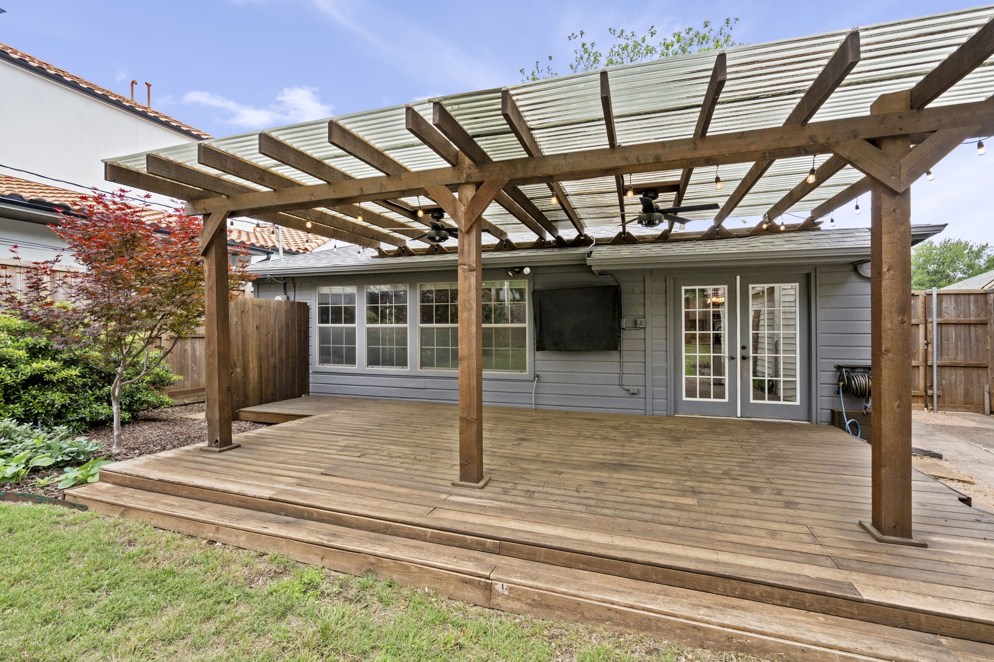 8406 Lakemont Drive Dallas TX 75209