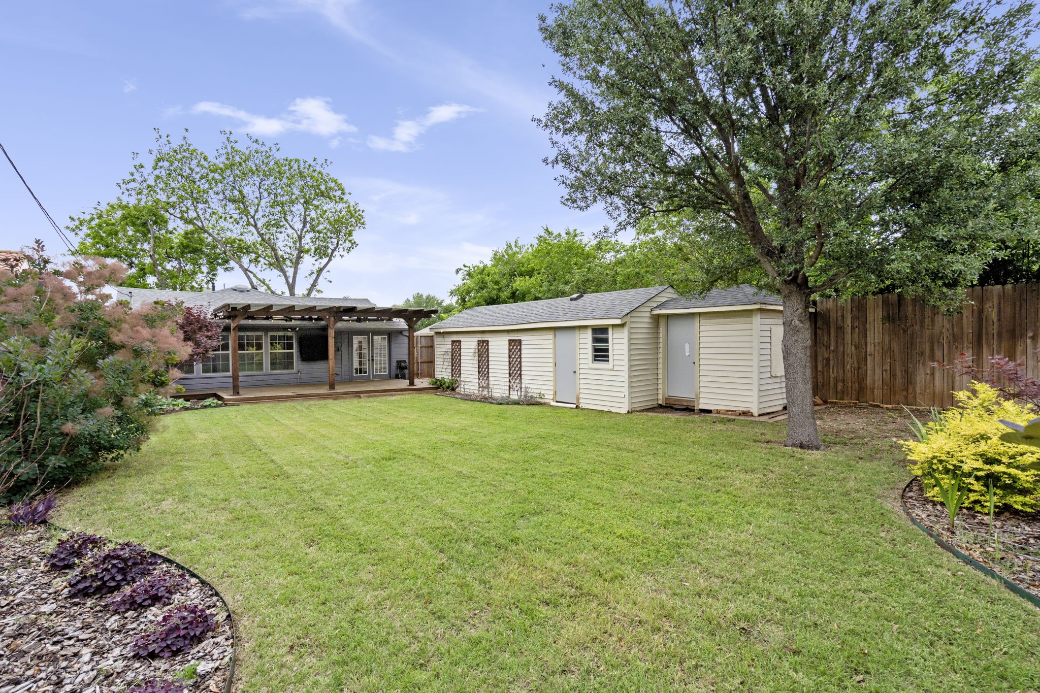 8406 Lakemont Drive Dallas TX 75209